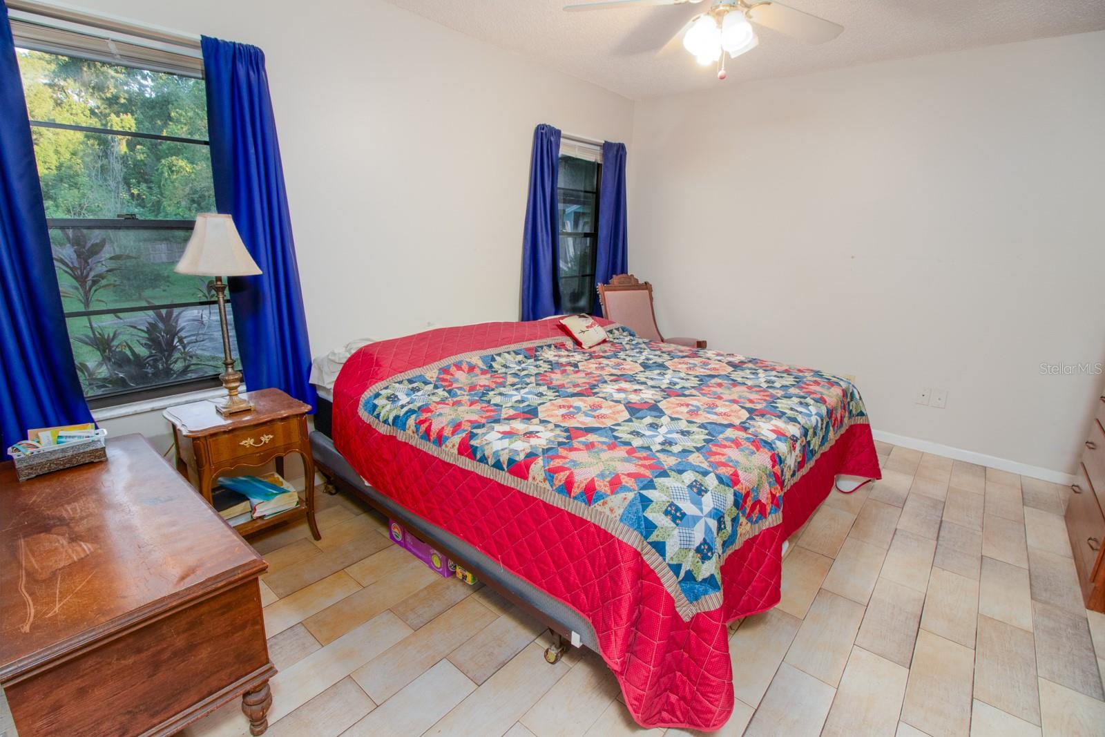 ROLLING OAKS - Residential