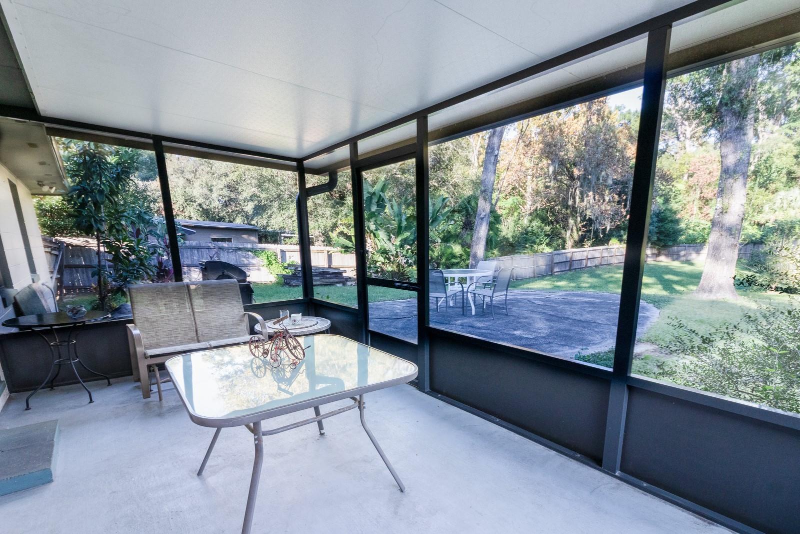 ROLLING OAKS - Residential