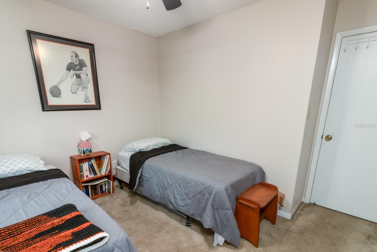 ROLLING OAKS - Residential