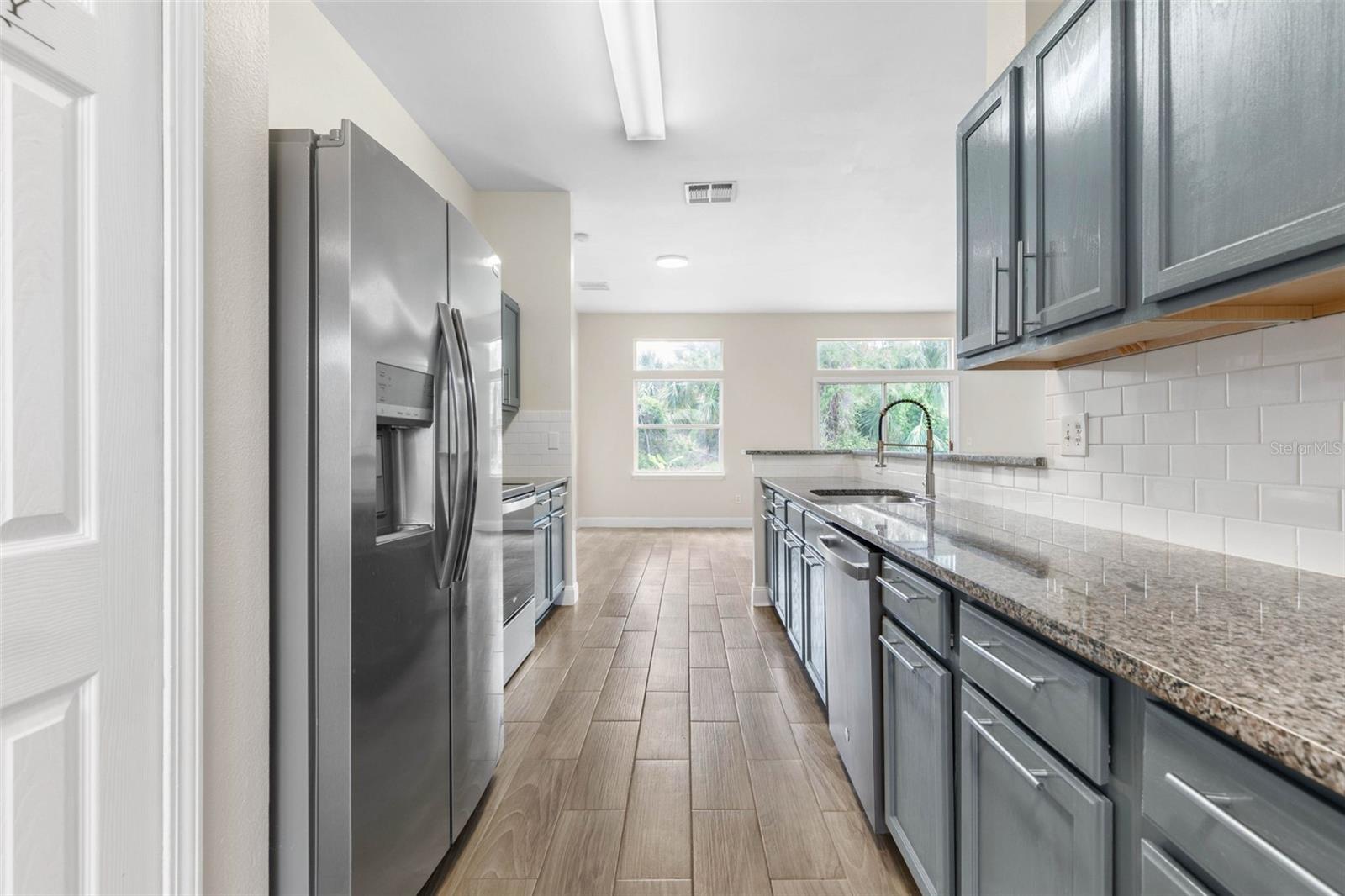 BELLE TERRE - Residential