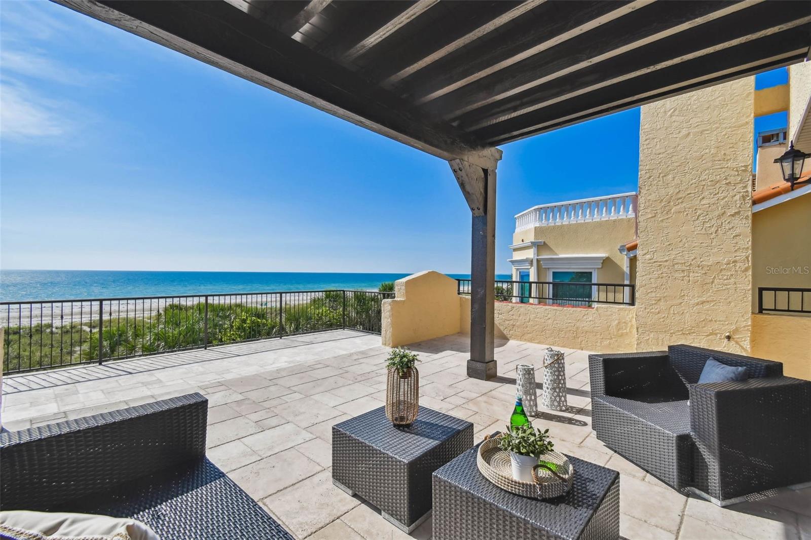 COLONIAL CORP REP - Residential