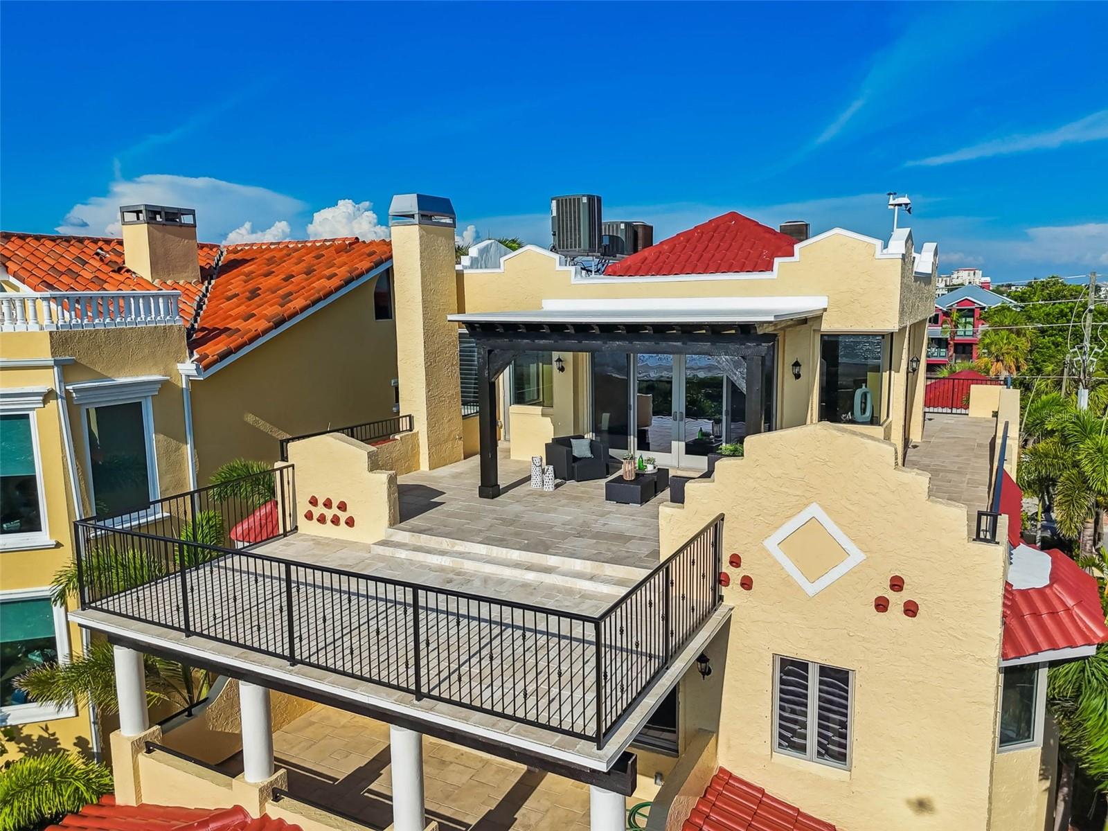 COLONIAL CORP REP - Residential