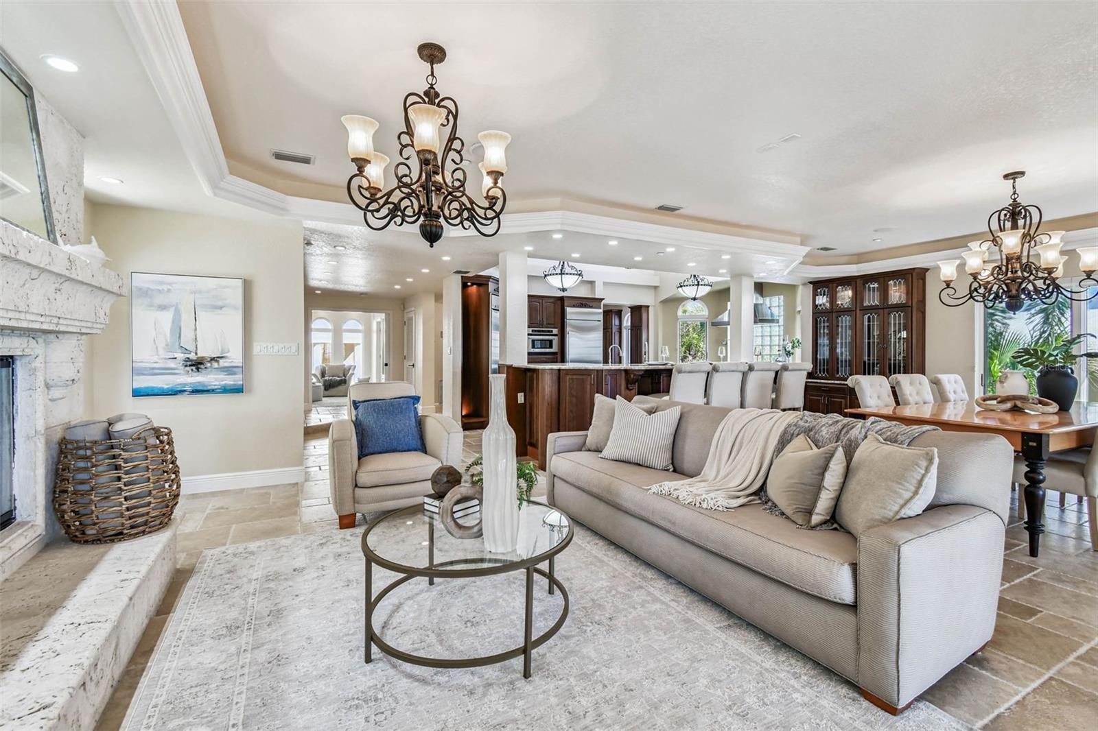 COLONIAL CORP REP - Residential