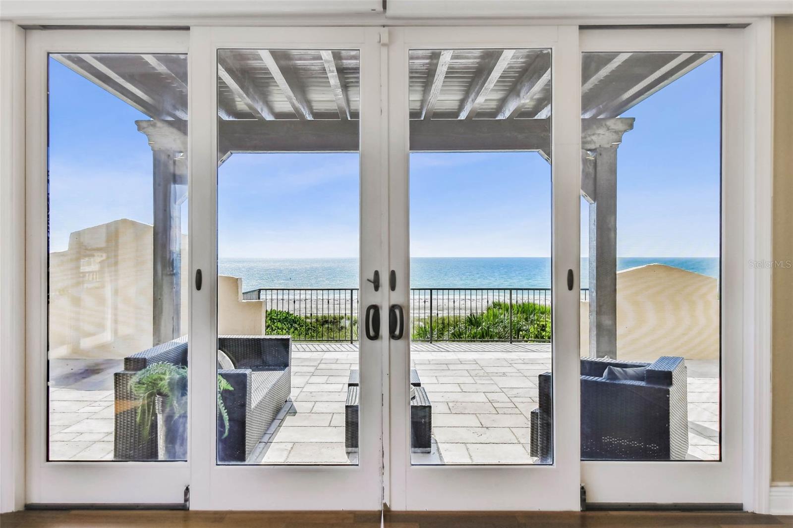 COLONIAL CORP REP - Residential