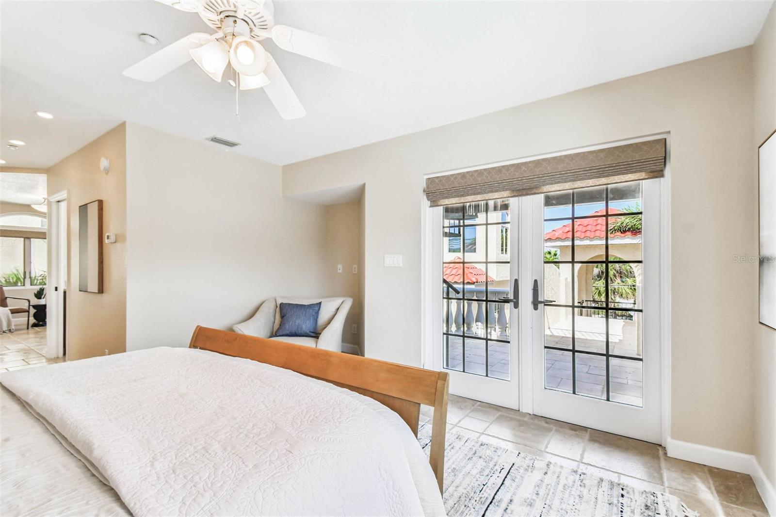 COLONIAL CORP REP - Residential