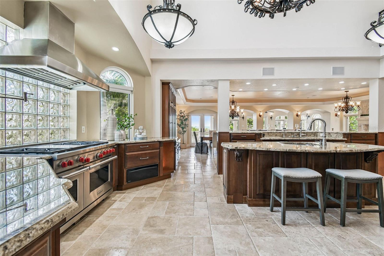 COLONIAL CORP REP - Residential