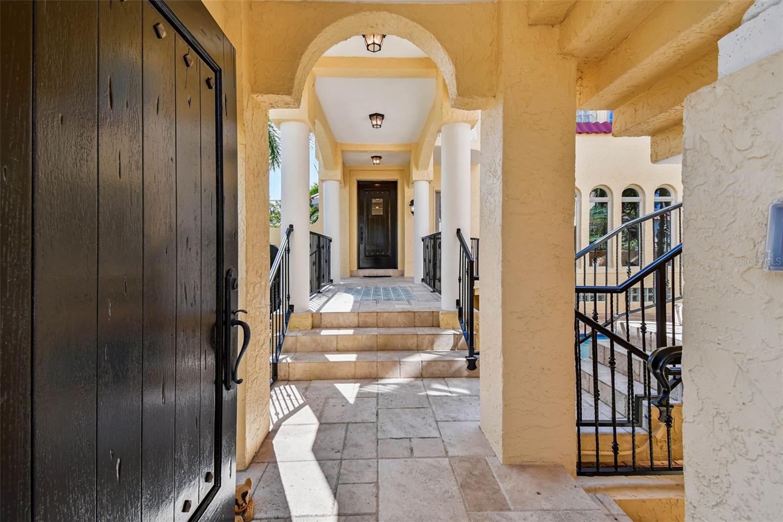 COLONIAL CORP REP - Residential