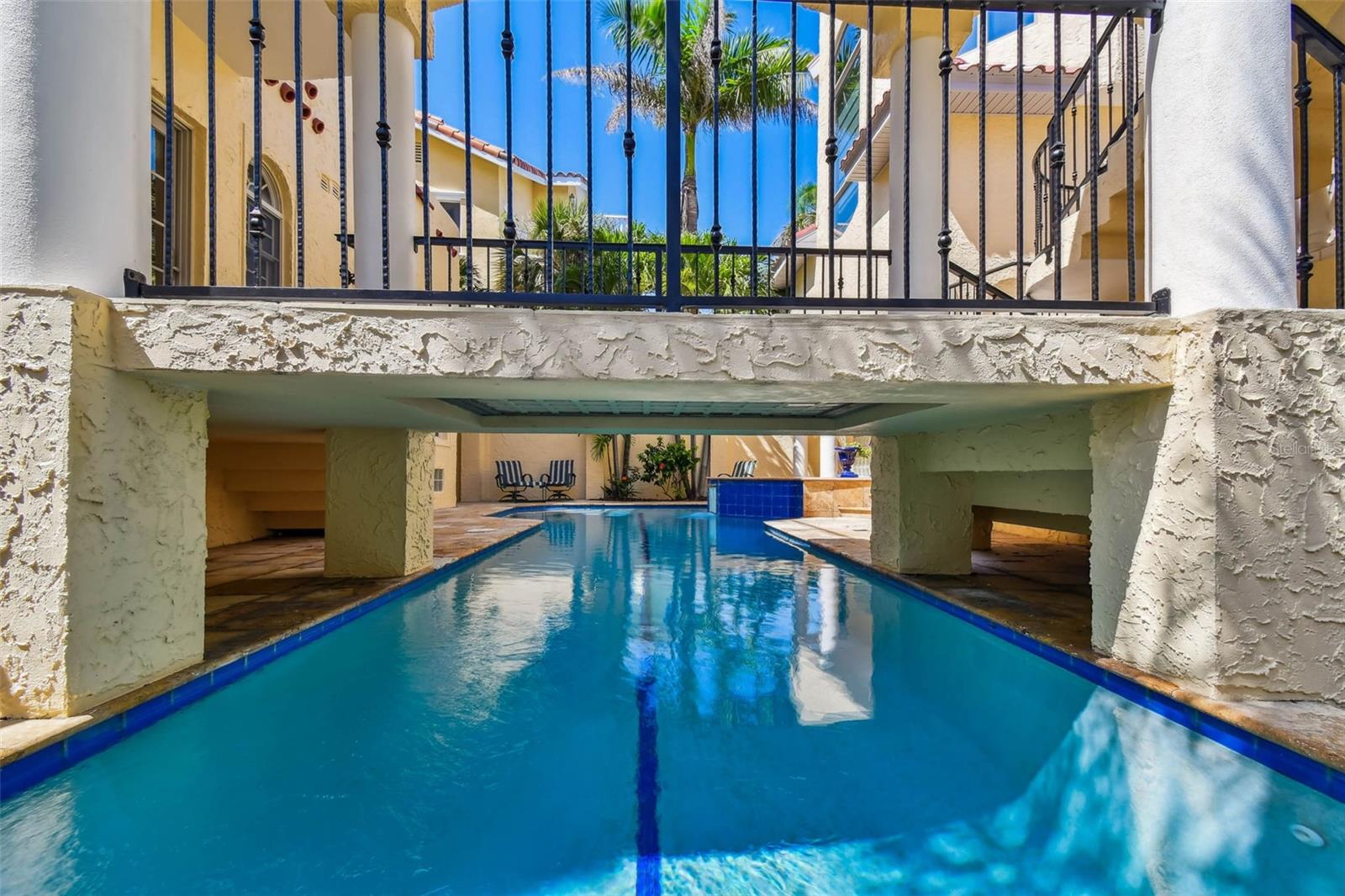 COLONIAL CORP REP - Residential