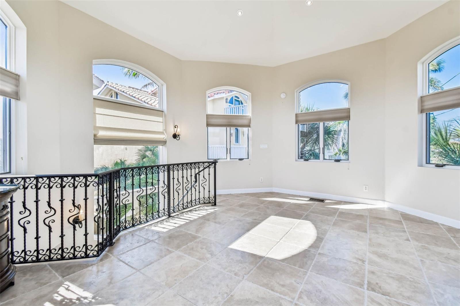 COLONIAL CORP REP - Residential