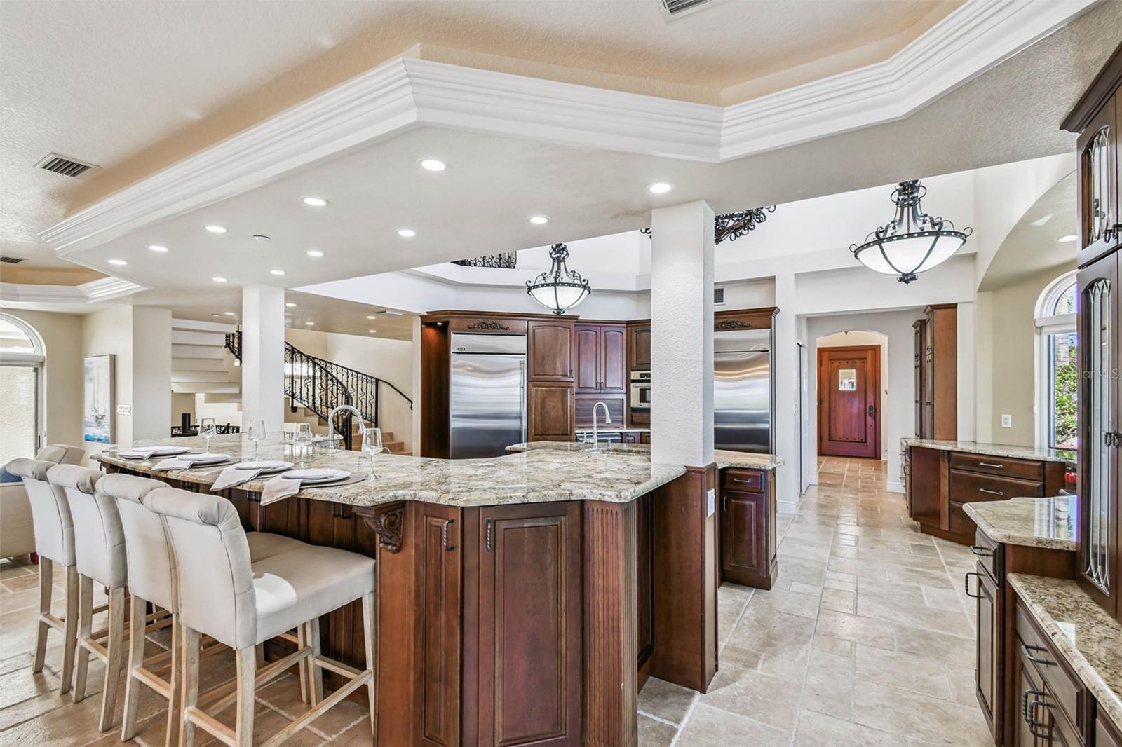 COLONIAL CORP REP - Residential