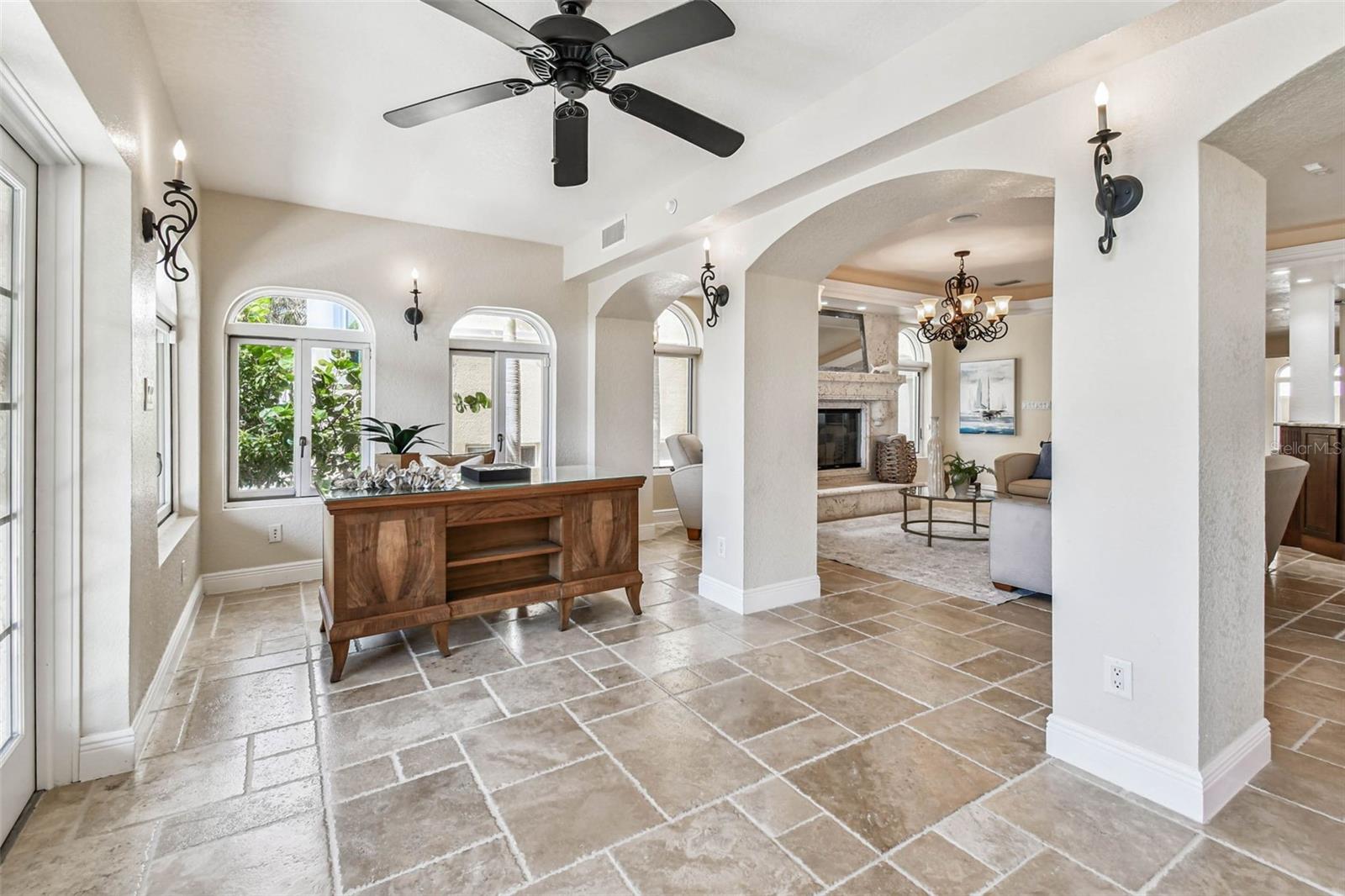 COLONIAL CORP REP - Residential