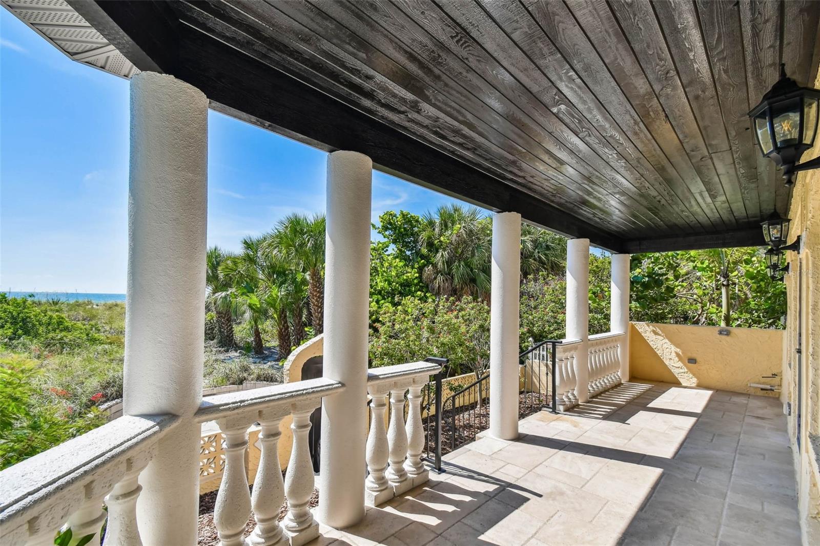 COLONIAL CORP REP - Residential