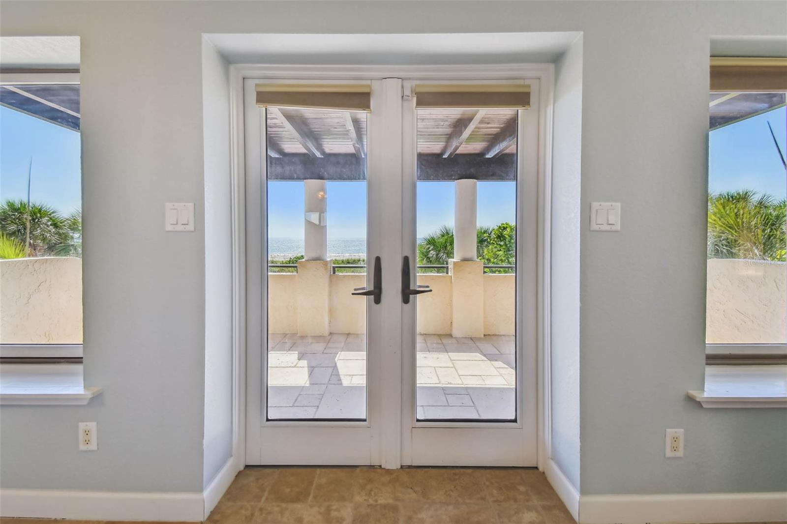 COLONIAL CORP REP - Residential