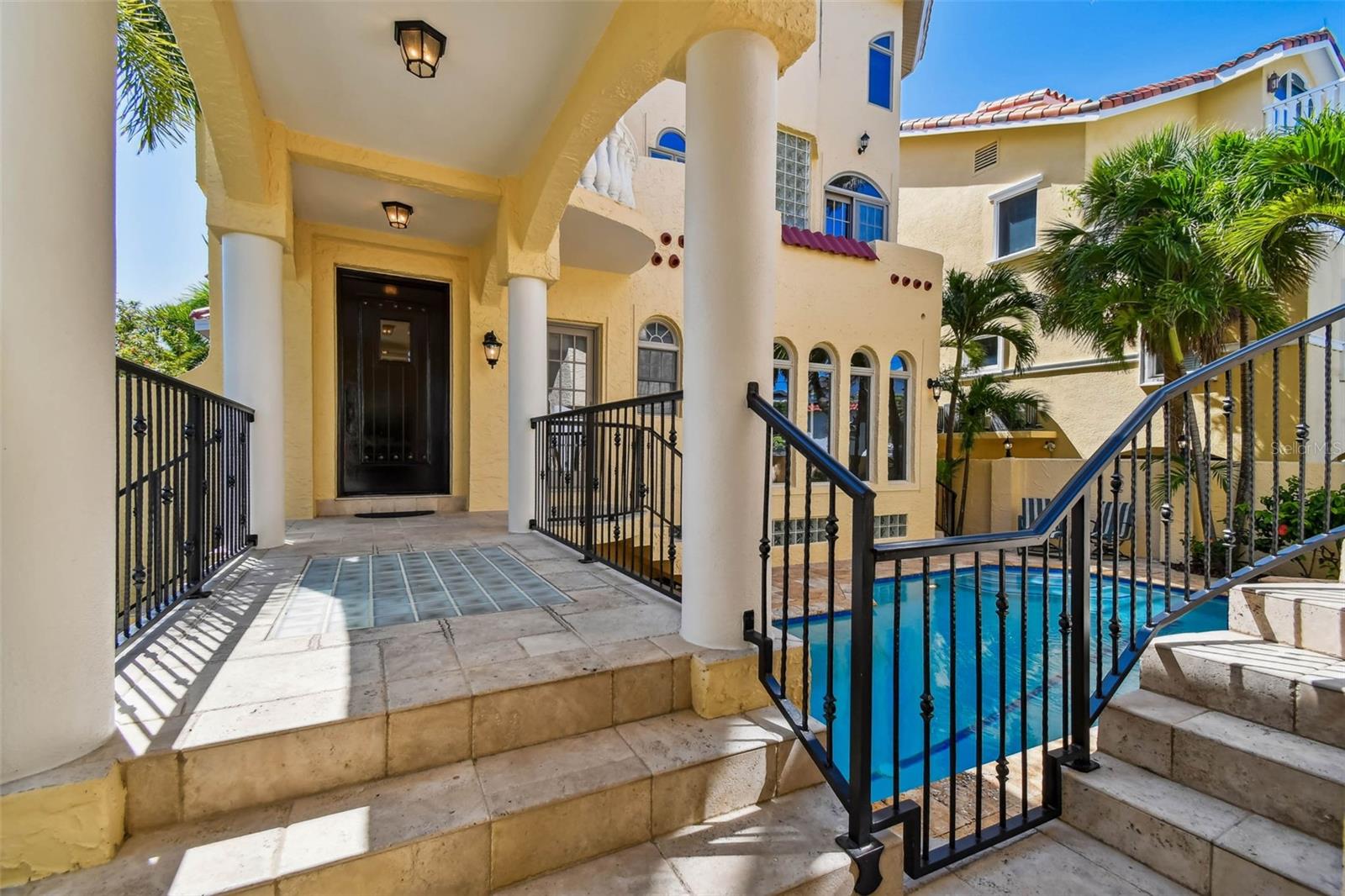 COLONIAL CORP REP - Residential