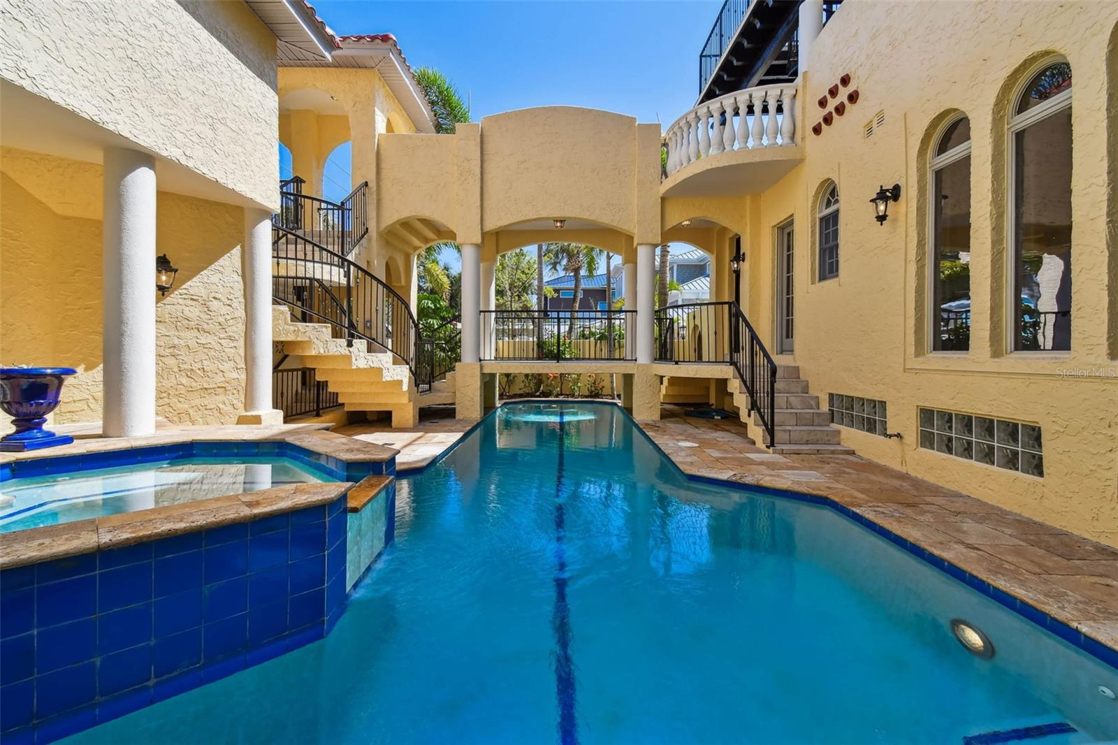 COLONIAL CORP REP - Residential