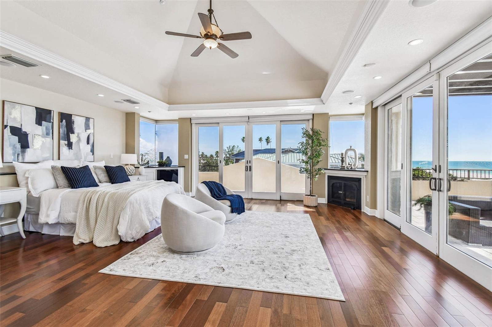 COLONIAL CORP REP - Residential