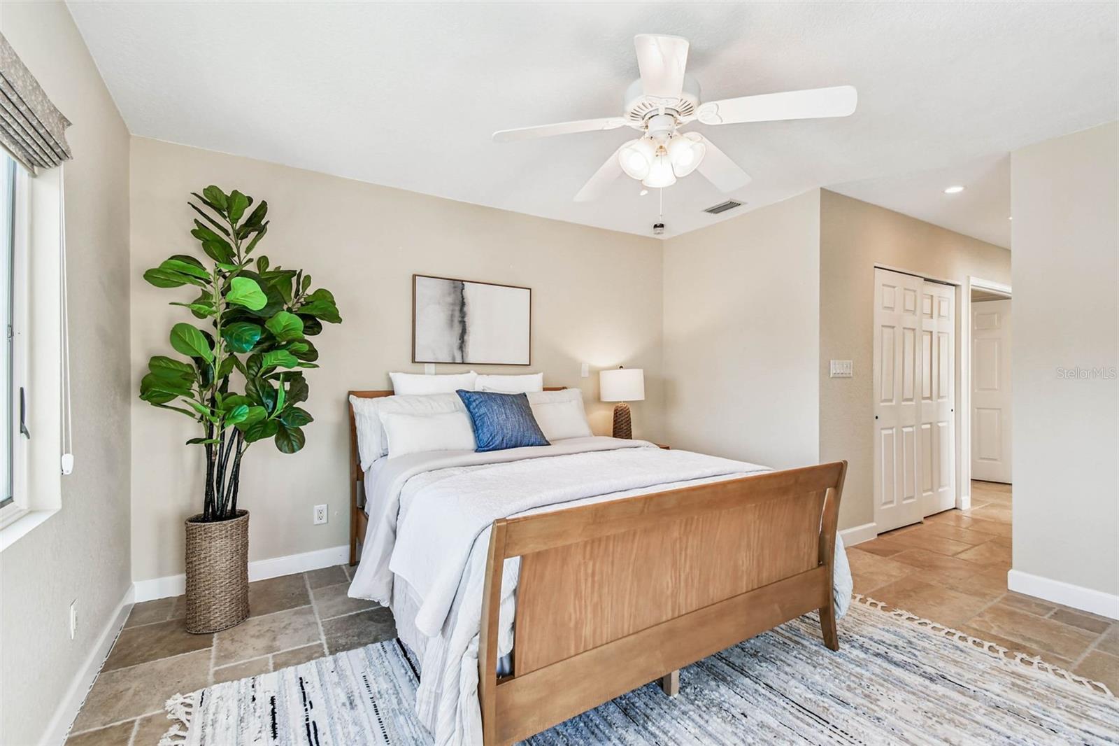 COLONIAL CORP REP - Residential