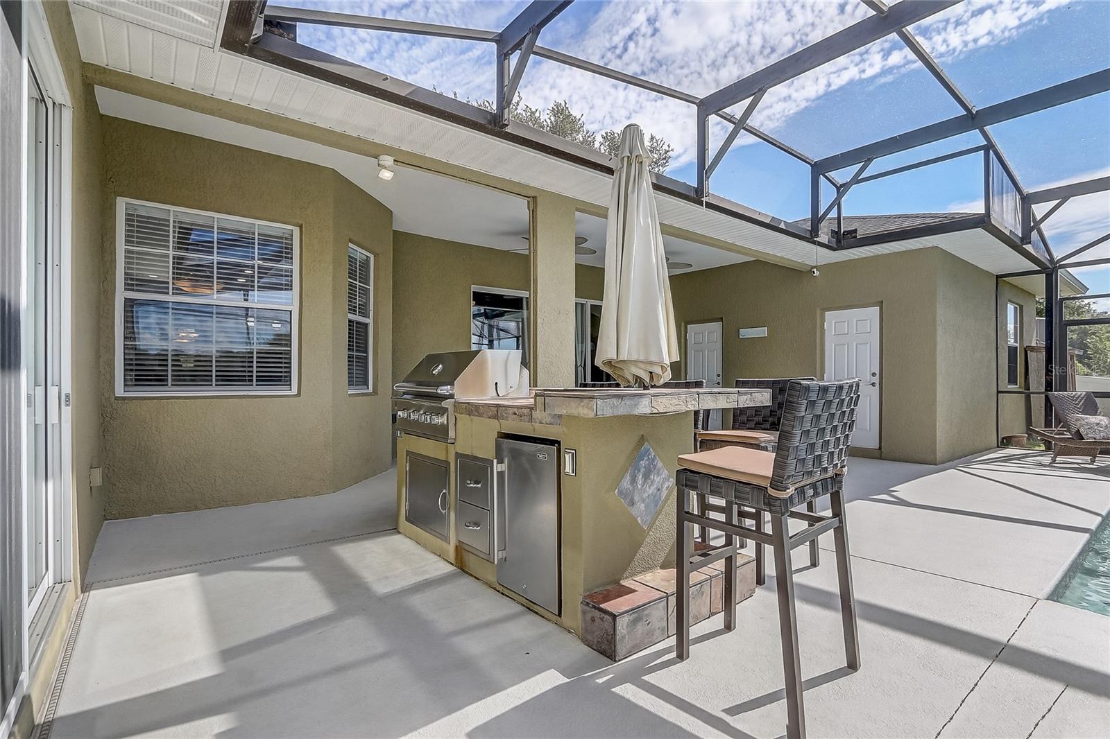 LAKESIDE PLACE ANNEX - Residential