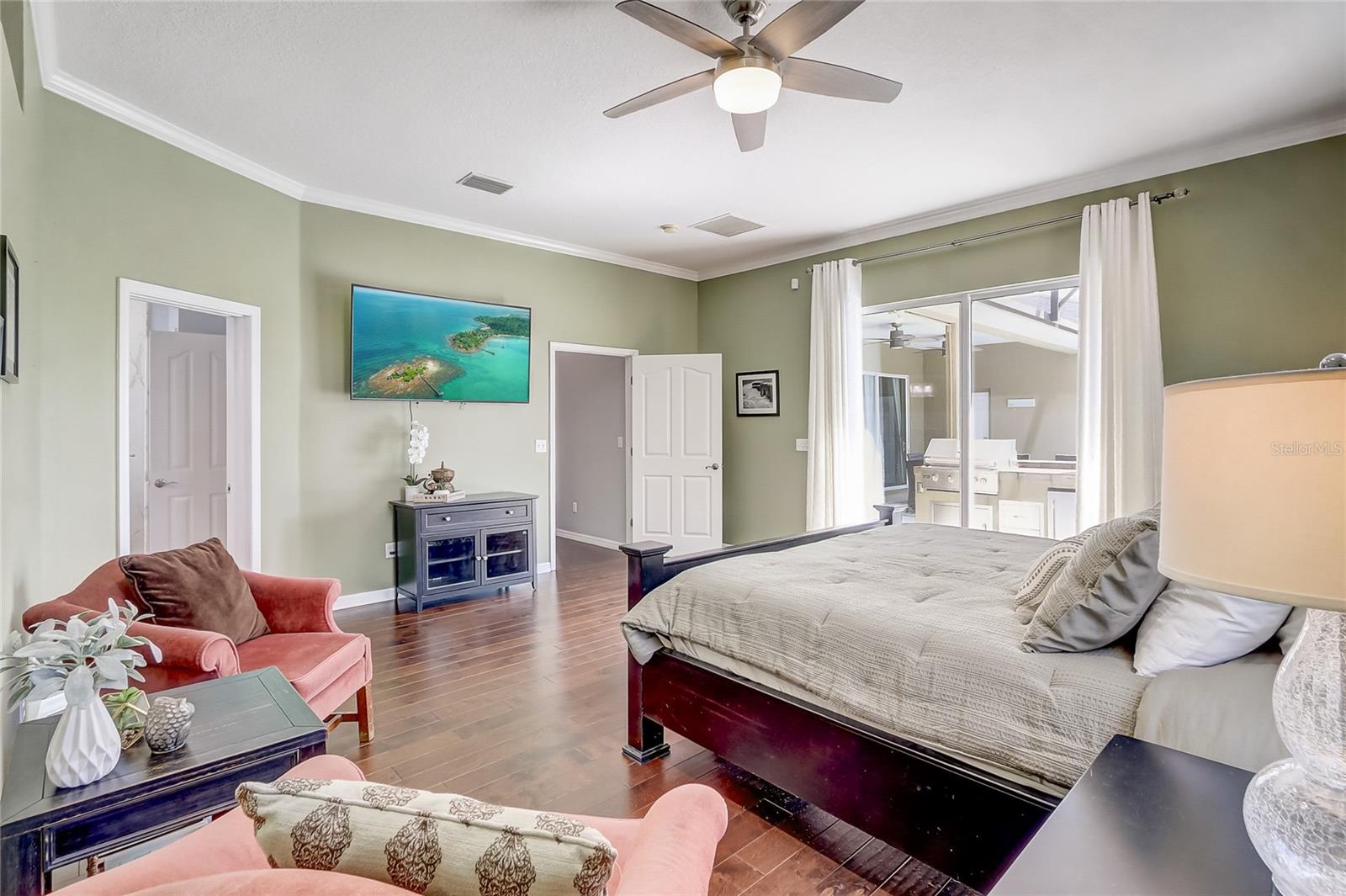 LAKESIDE PLACE ANNEX - Residential