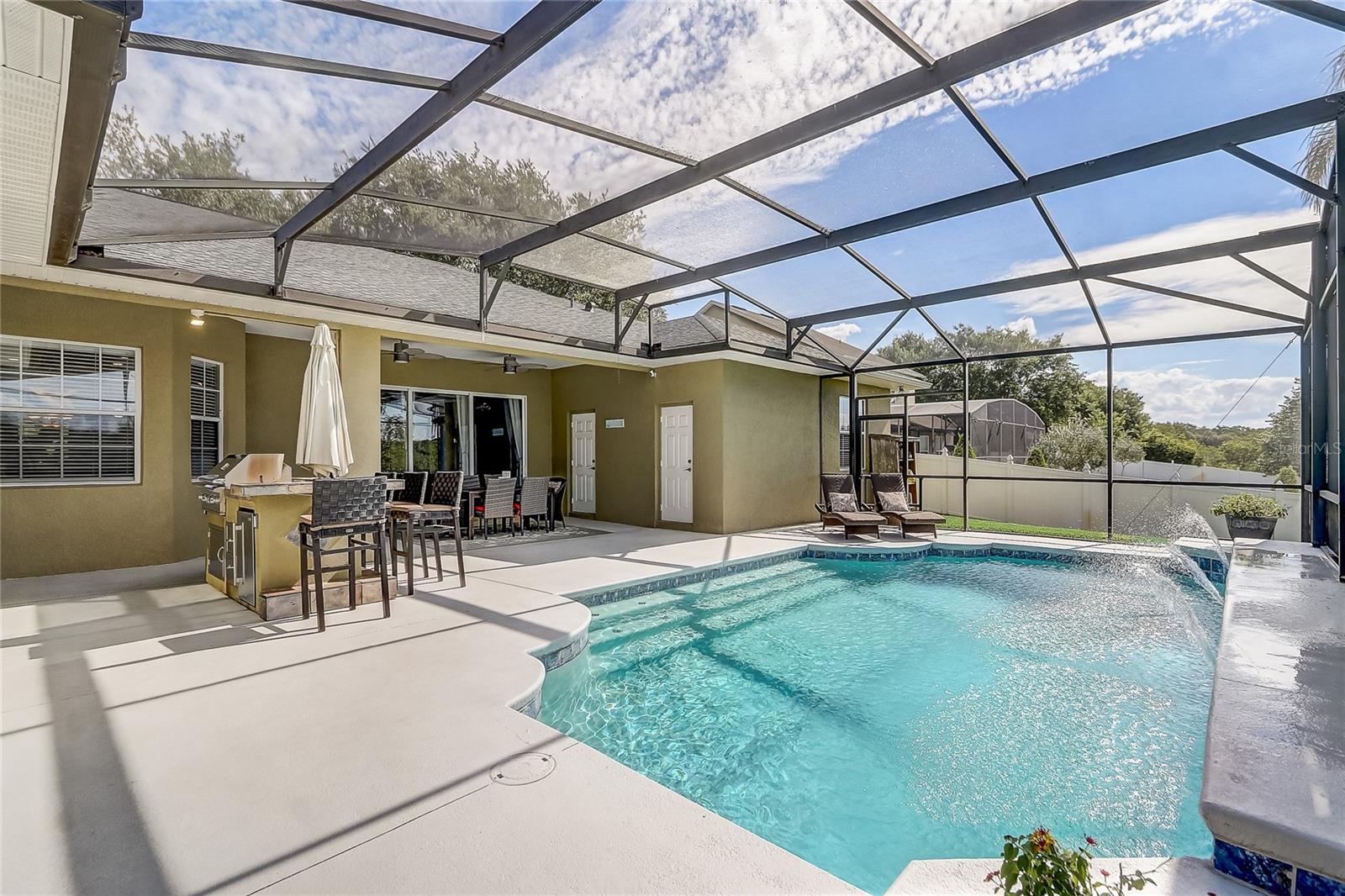 LAKESIDE PLACE ANNEX - Residential