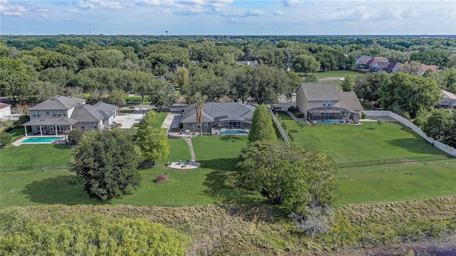 LAKESIDE PLACE ANNEX - Residential