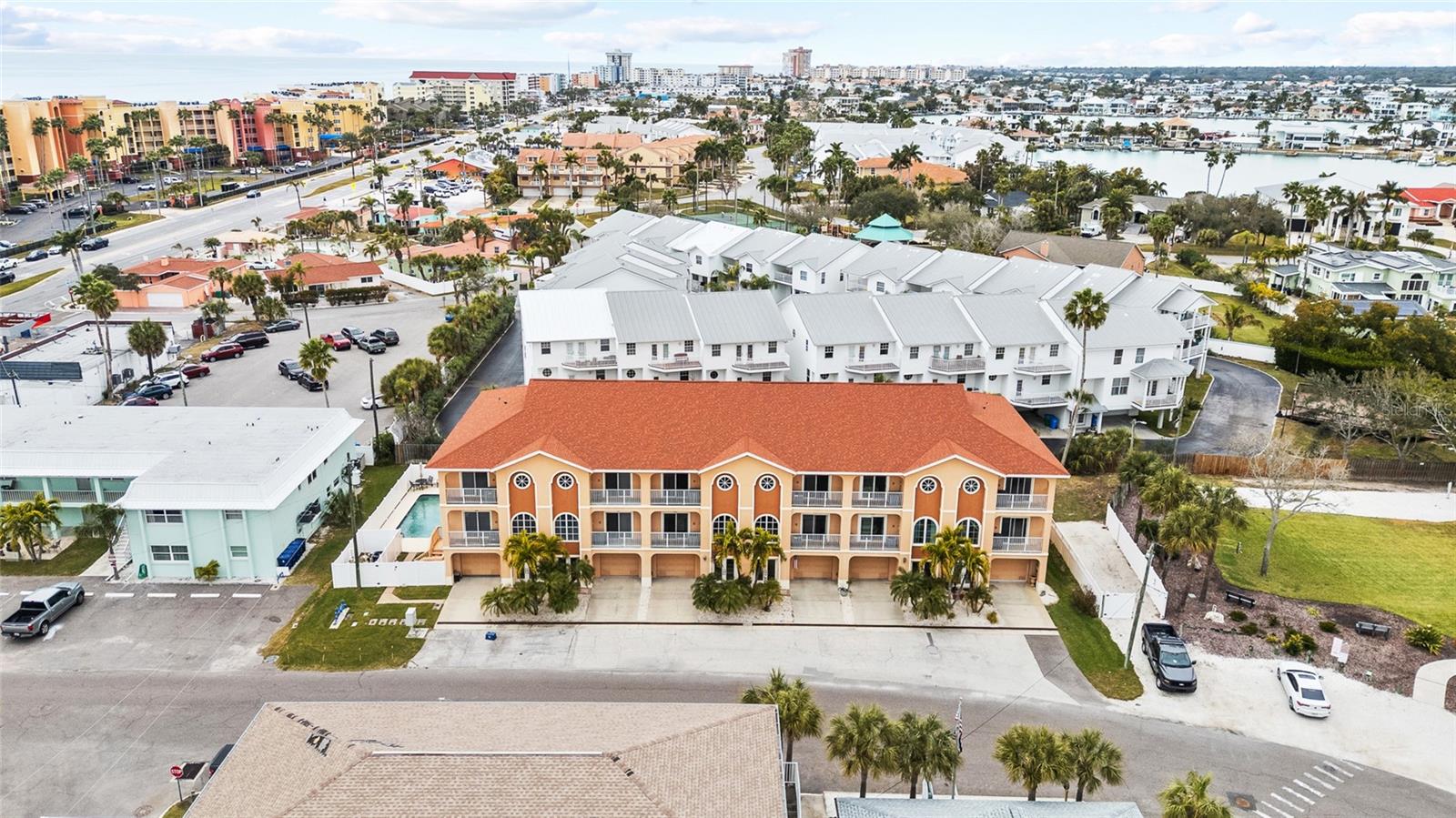 MAR AMANTE - Residential