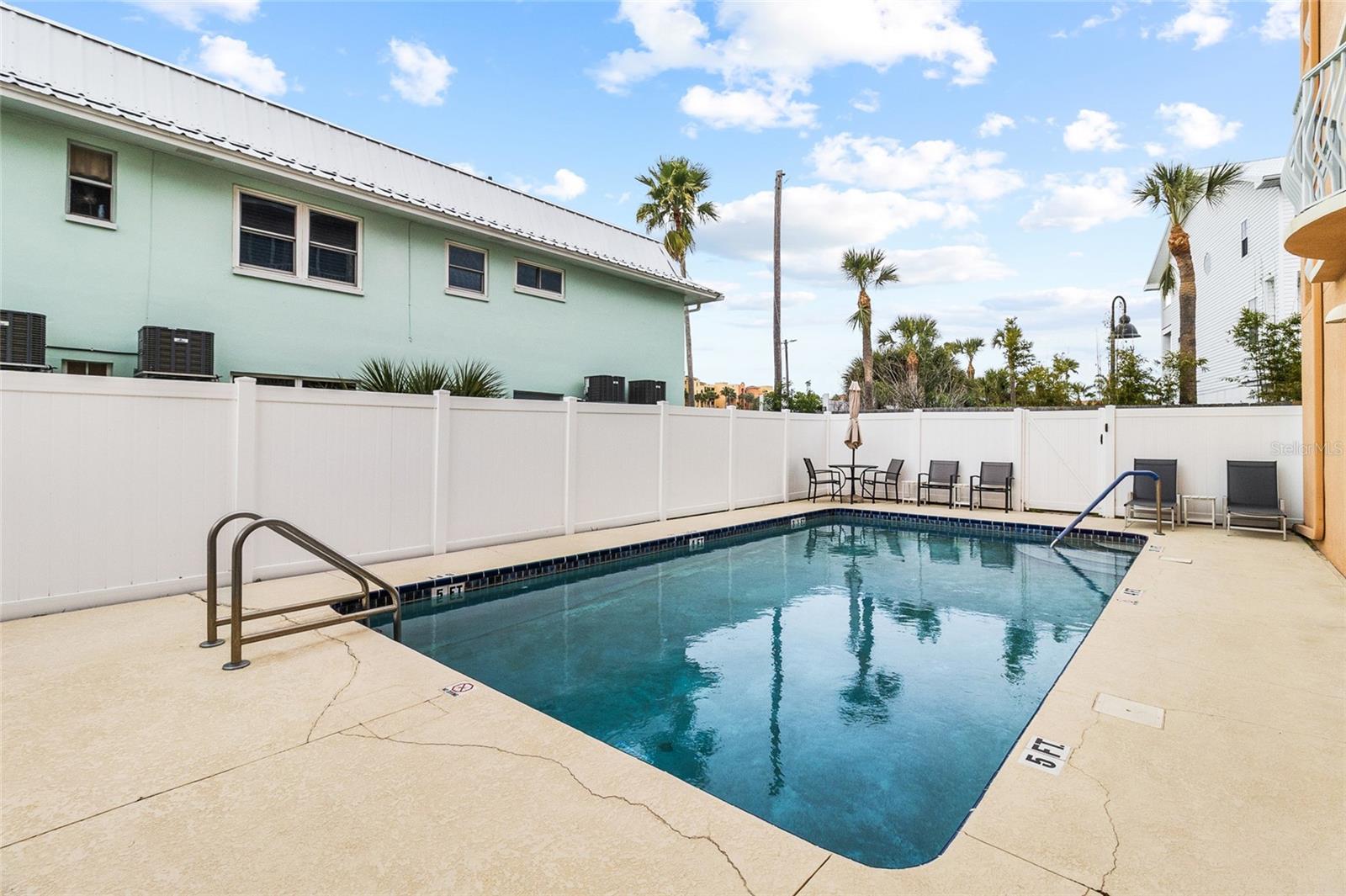 MAR AMANTE - Residential