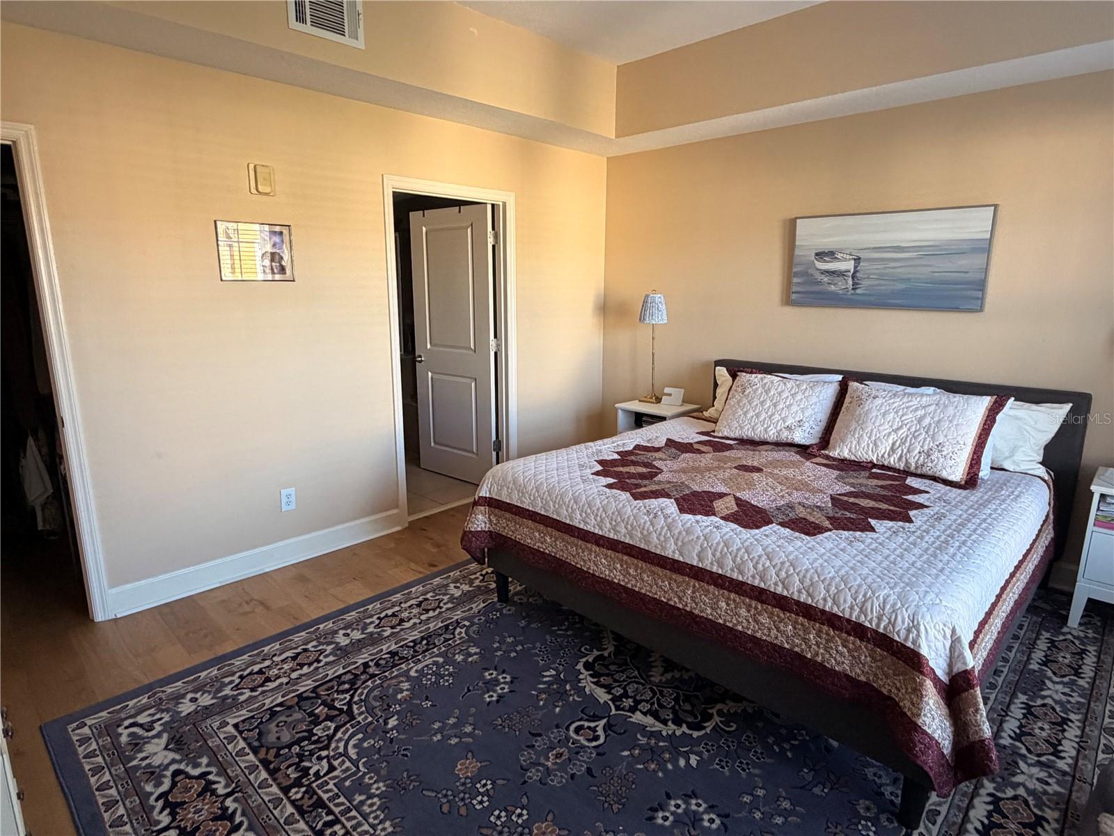 ARTISAN CLUB CONDO P2 - Residential