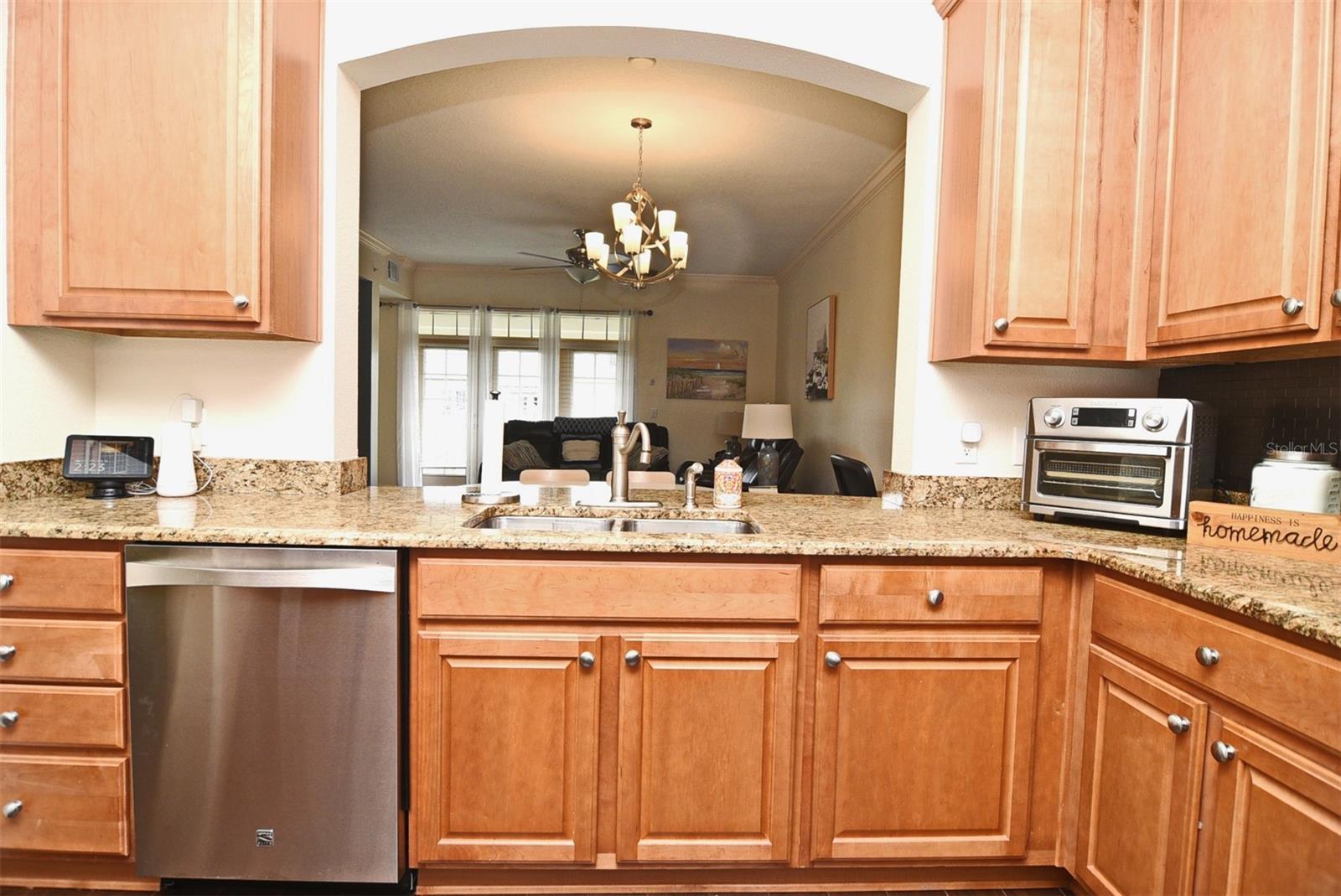 ARTISAN CLUB CONDO P2 - Residential