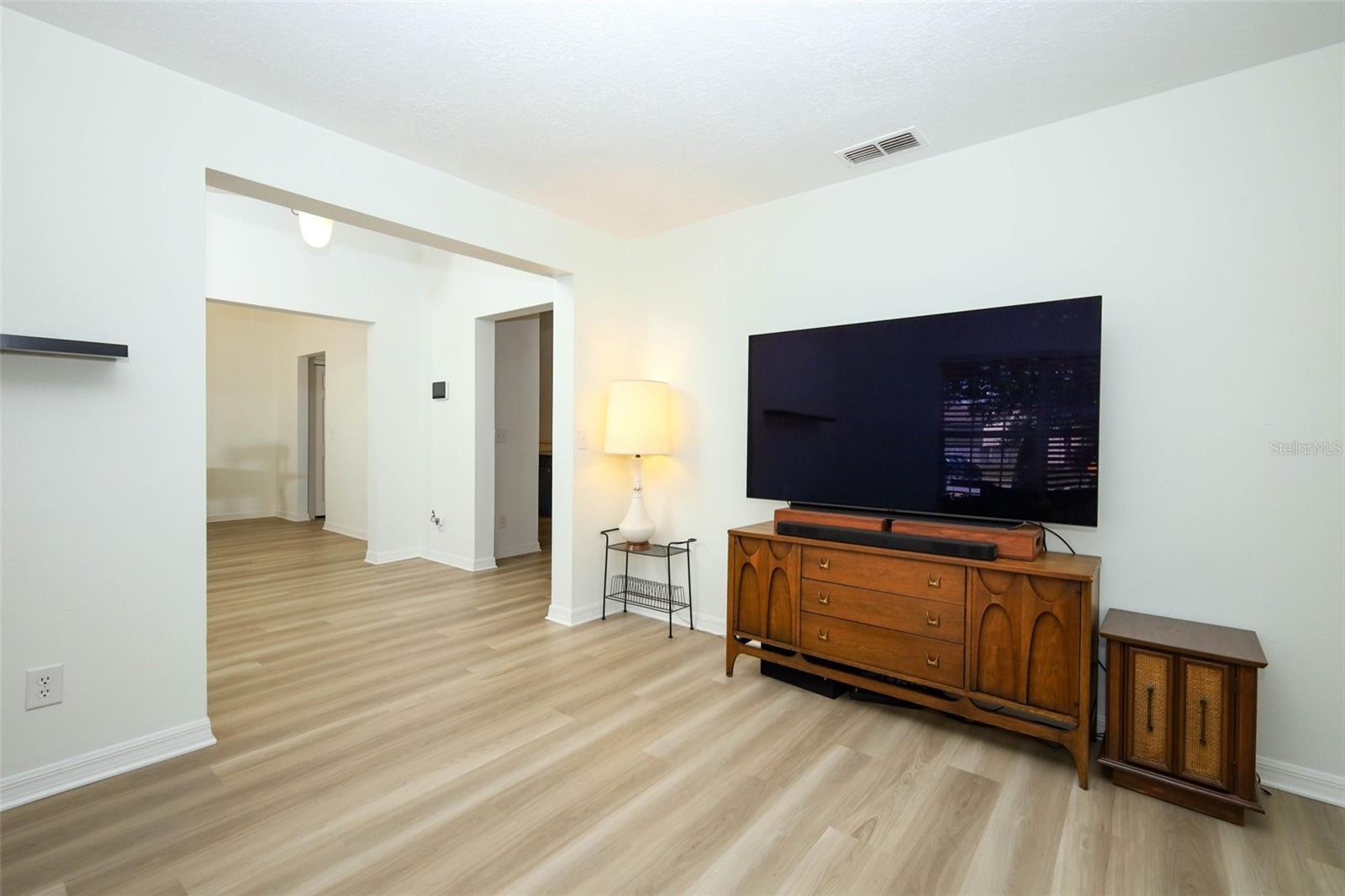 FULLERS XING PH 03 A-G - Residential