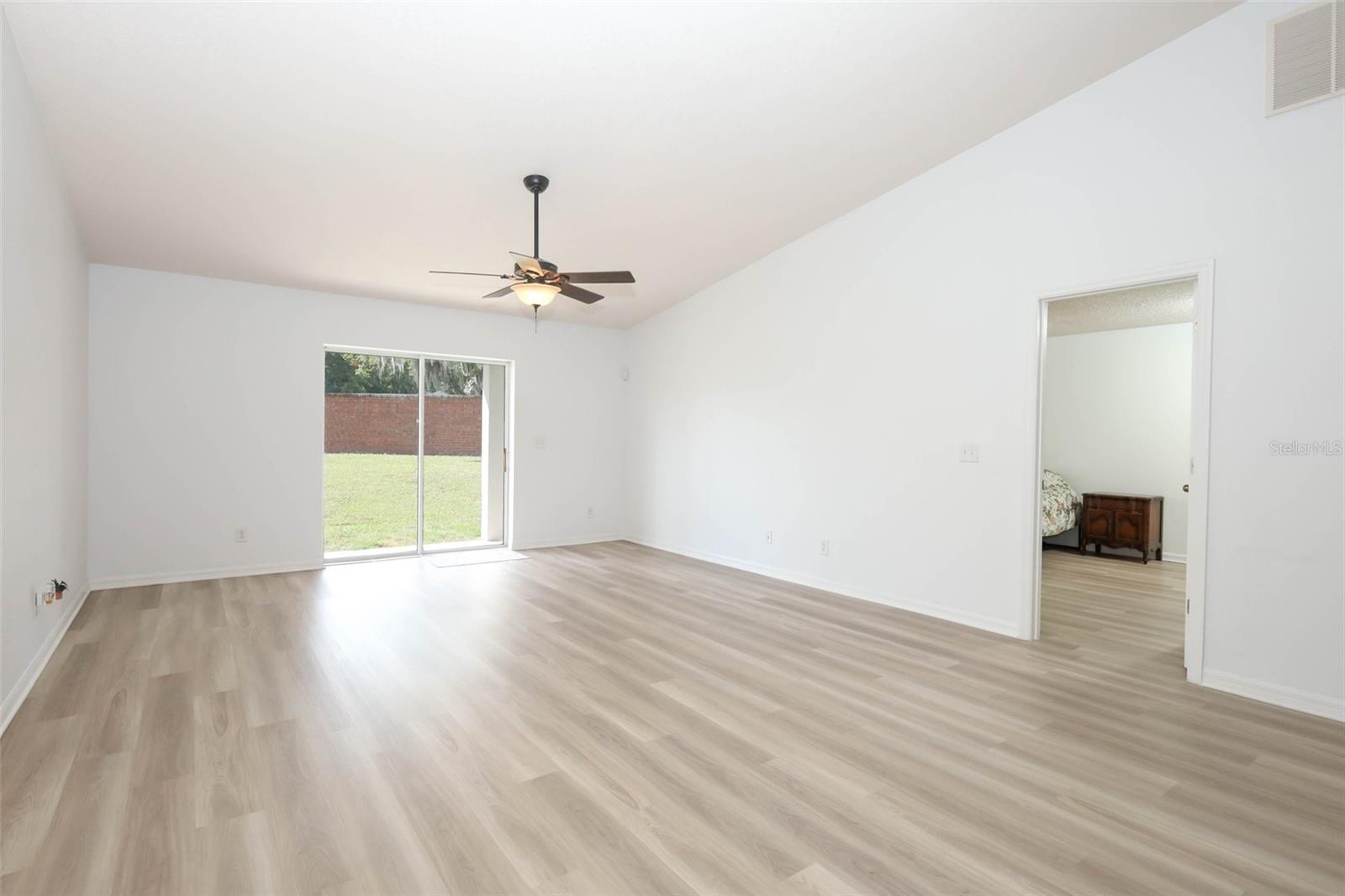 FULLERS XING PH 03 A-G - Residential