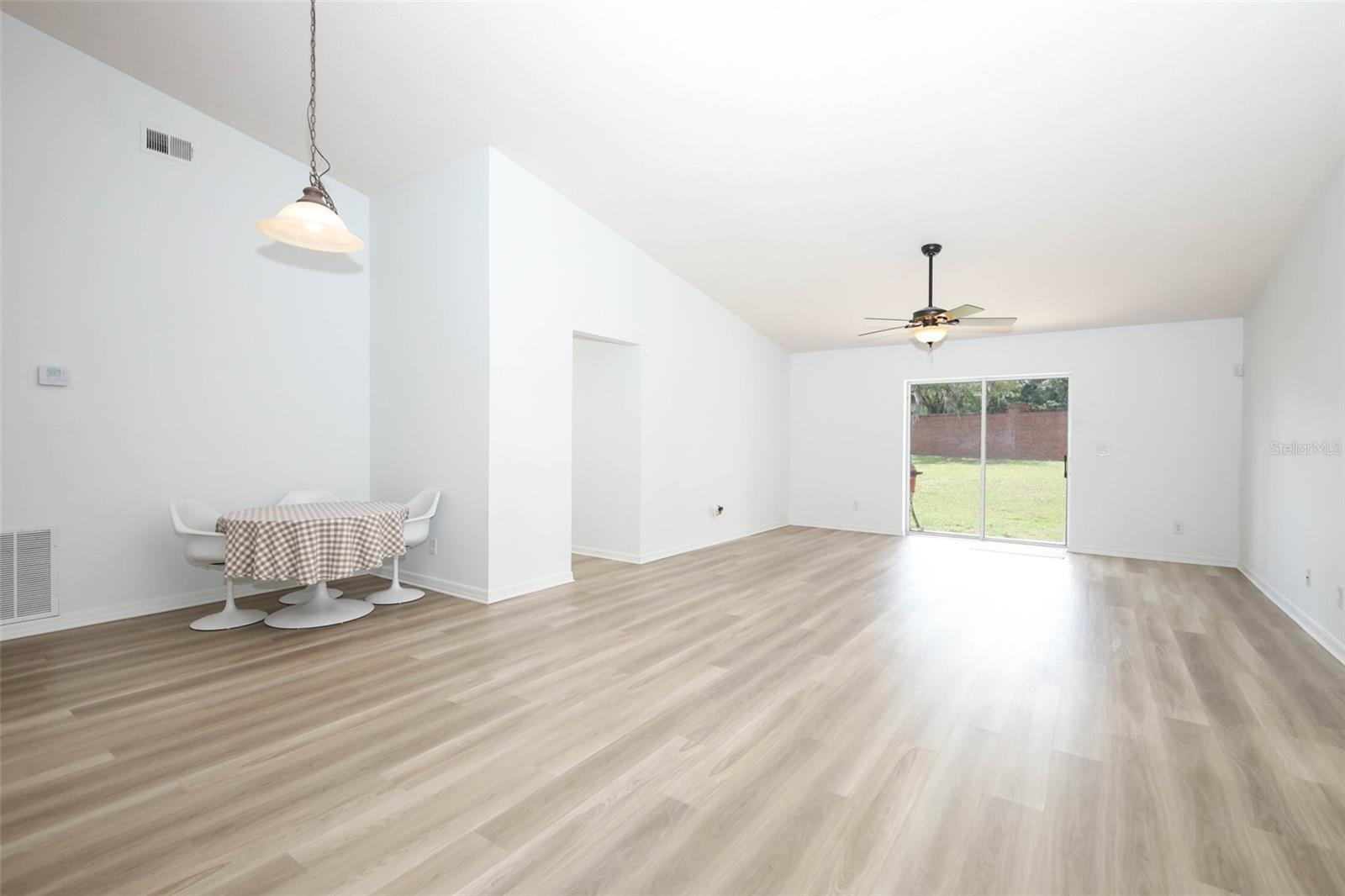 FULLERS XING PH 03 A-G - Residential