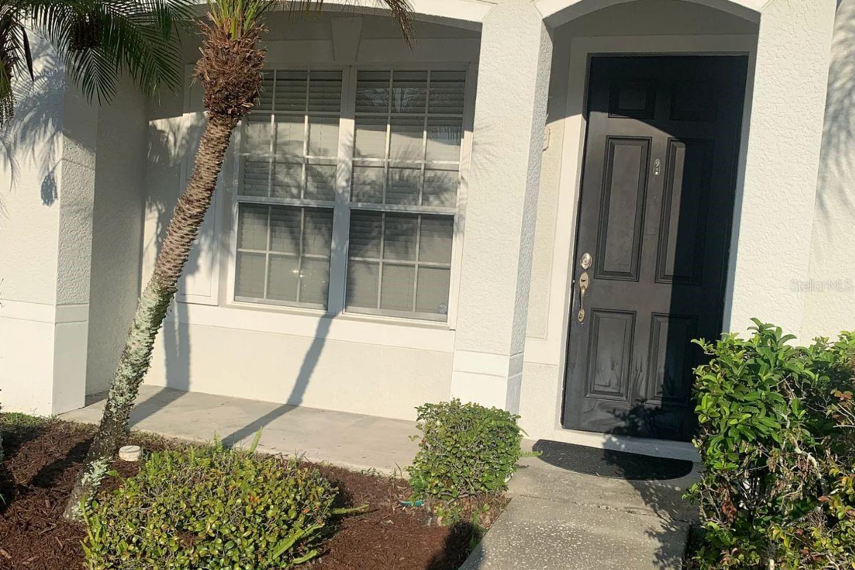 TOWNHOMES OF COUNTRY RUN PH - Residential Lease