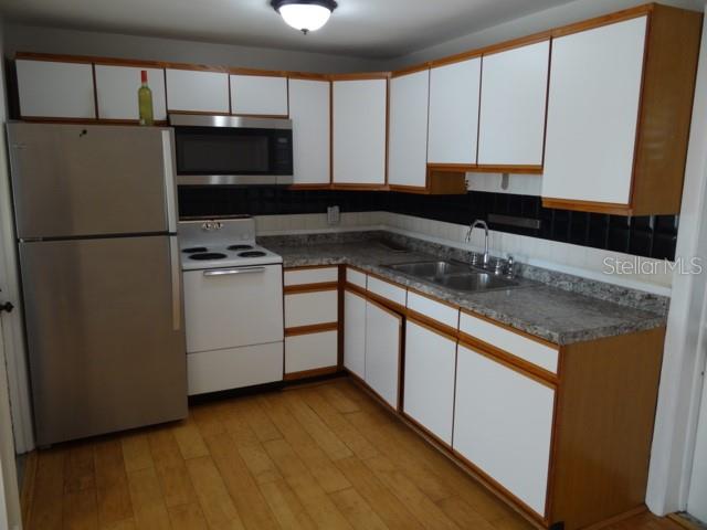 ORANGE LAKE VILLAGE - Residential