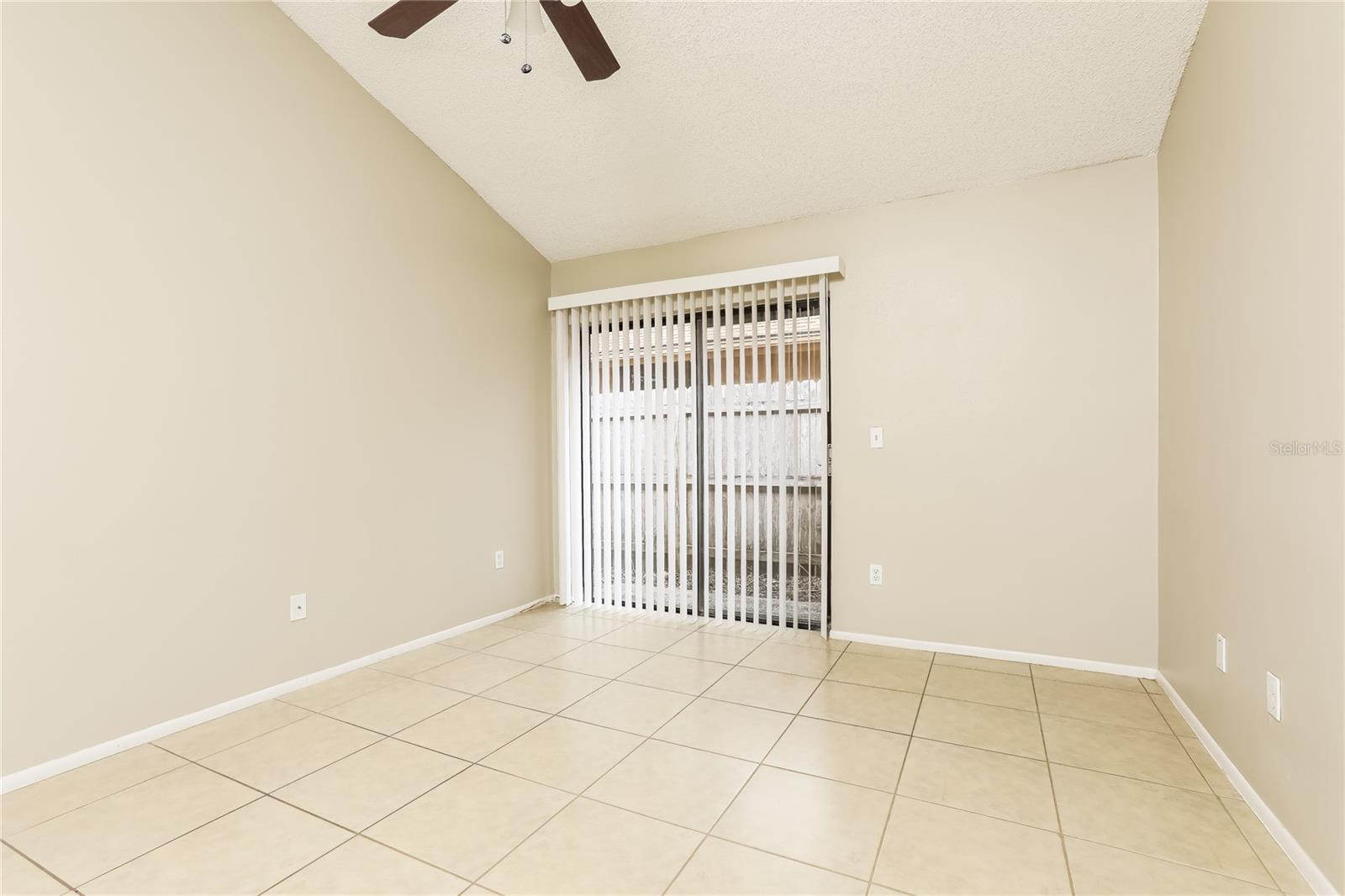 HOLLOWBROOK WEST PH 4 - Residential Lease