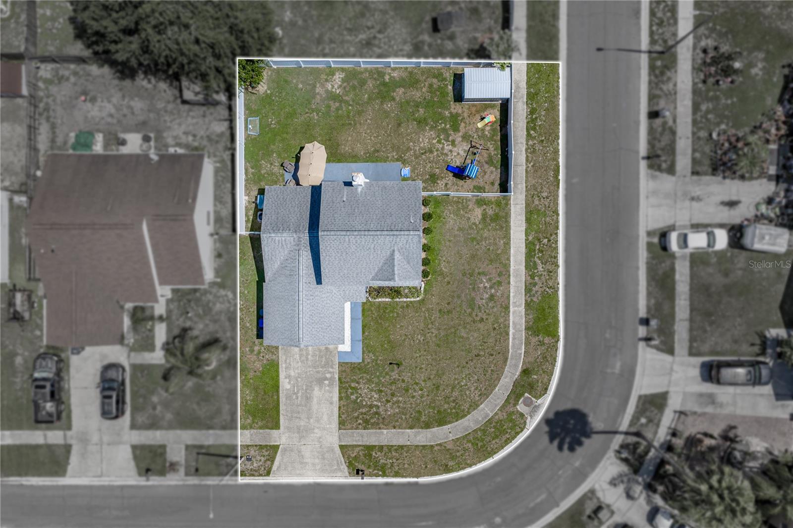 3949 KING DRIVE