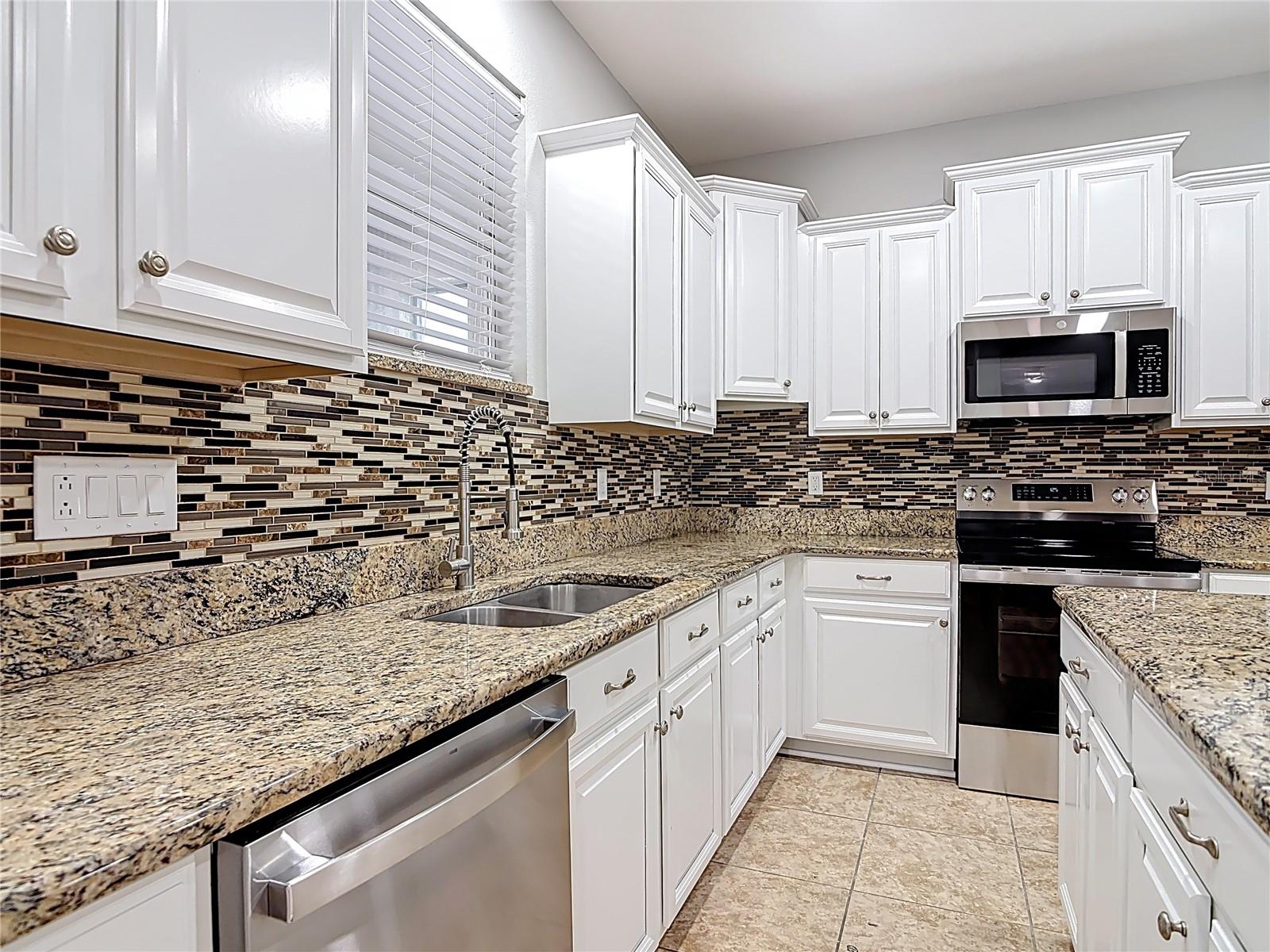 STONEYBROOK HILLS A - Residential