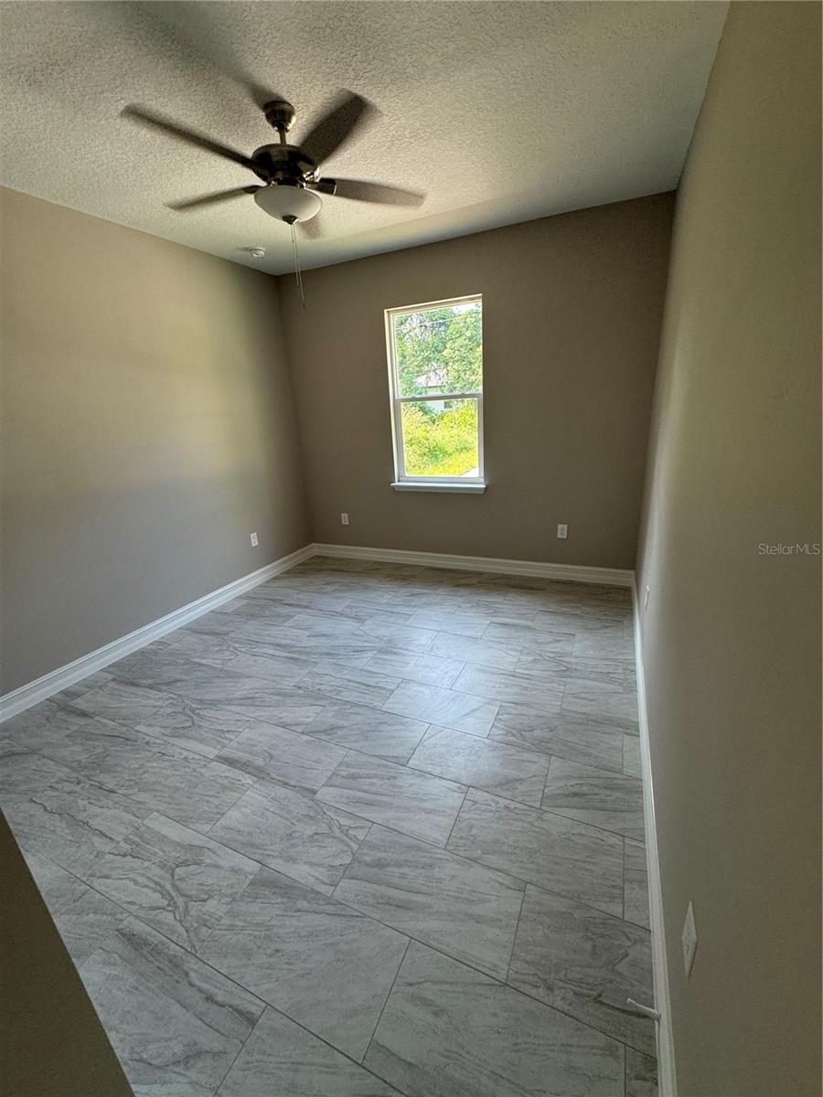 ANNANDALE PARK - Residential