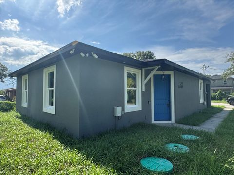 Photo of 5238 2nd Street, Orlando, FL 32810 (MLS # O6357439)