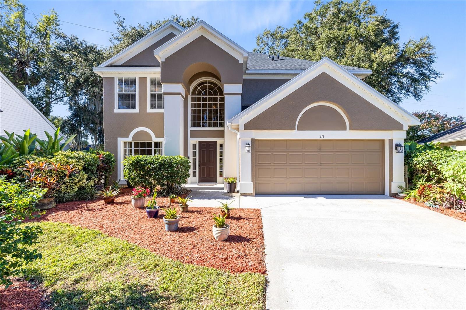 TUSCA OAKS - Residential