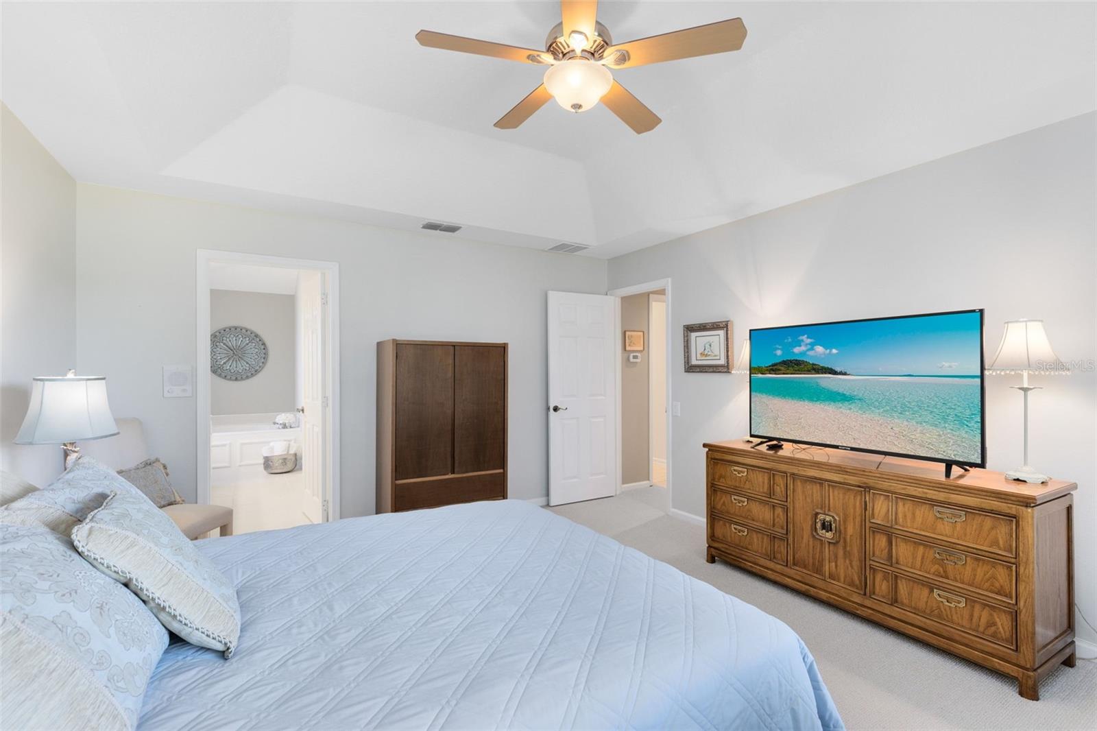 TUSCA OAKS - Residential