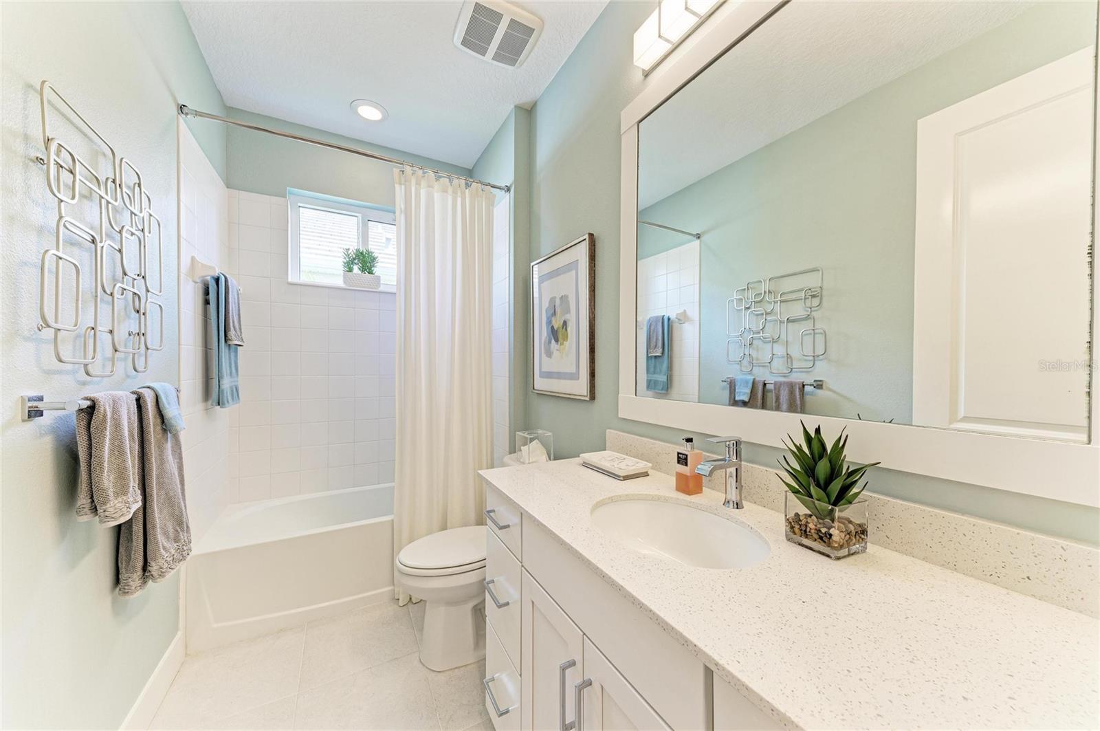 LAKEHOUSE COVE/WATERSIDE PH 4 - Residential