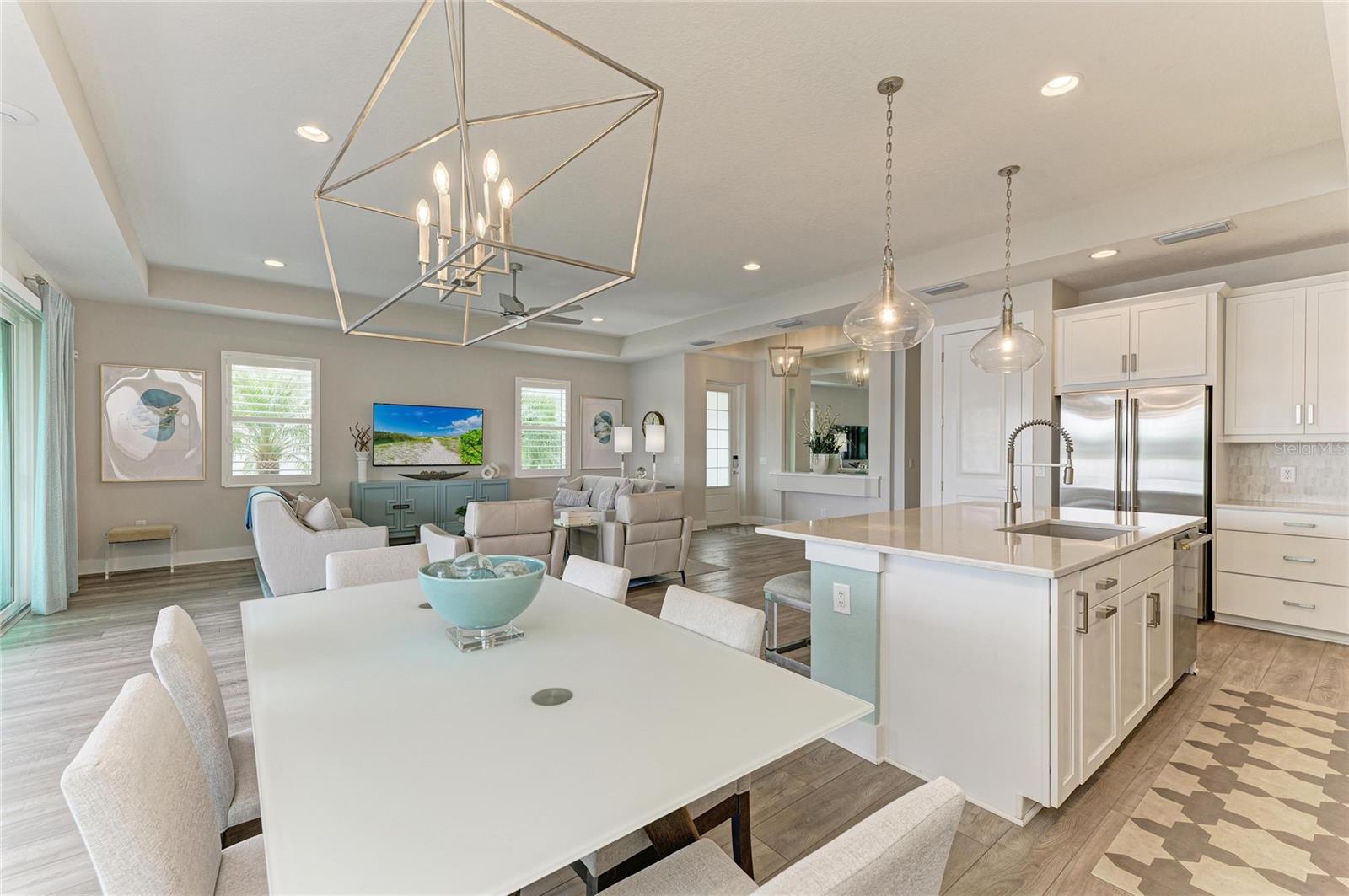 LAKEHOUSE COVE/WATERSIDE PH 4 - Residential