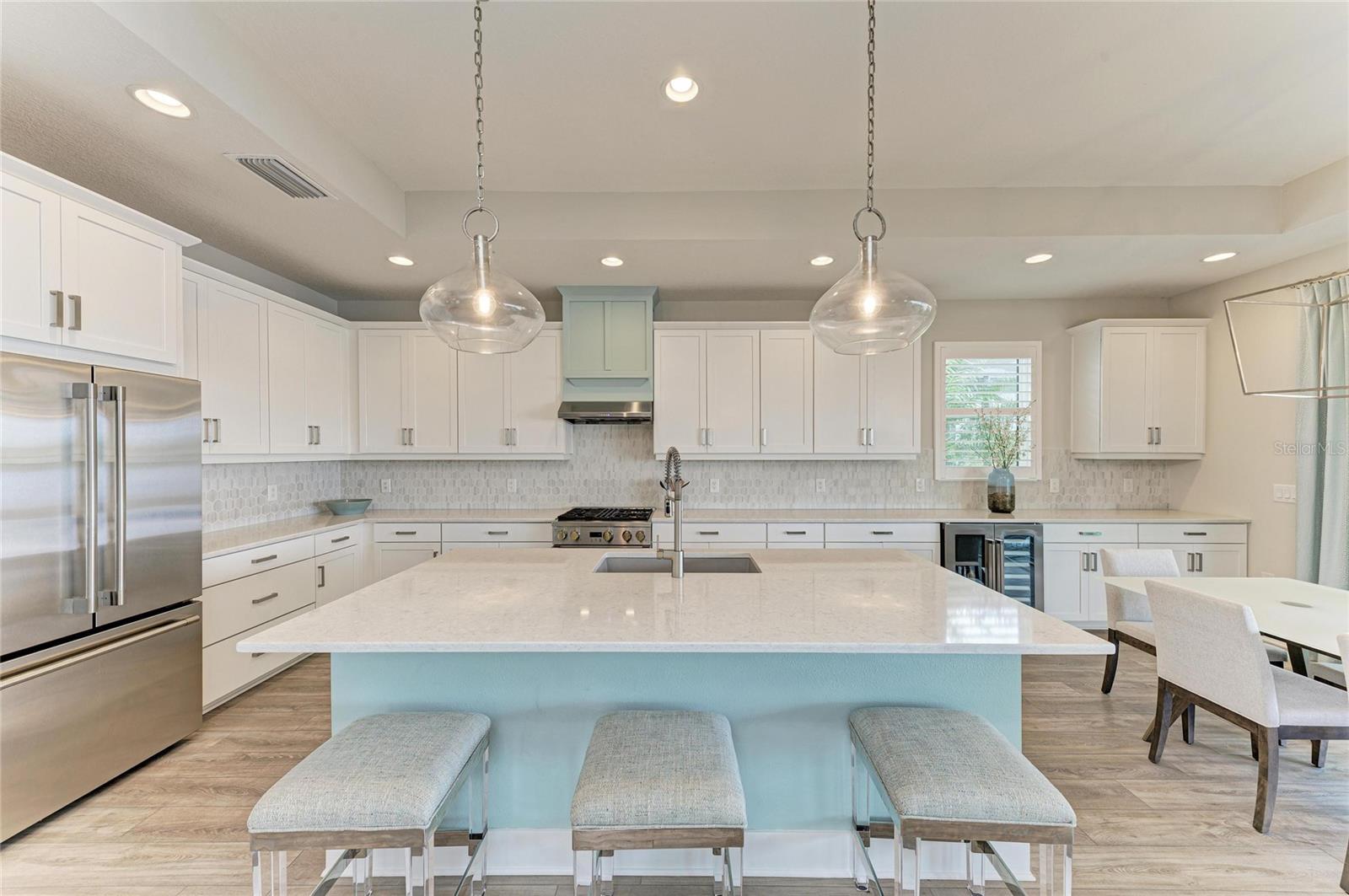 LAKEHOUSE COVE/WATERSIDE PH 4 - Residential