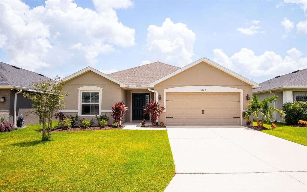 Photo of 6222 165th Drive E, Parrish, FL 34219 (MLS # TB8419567)
