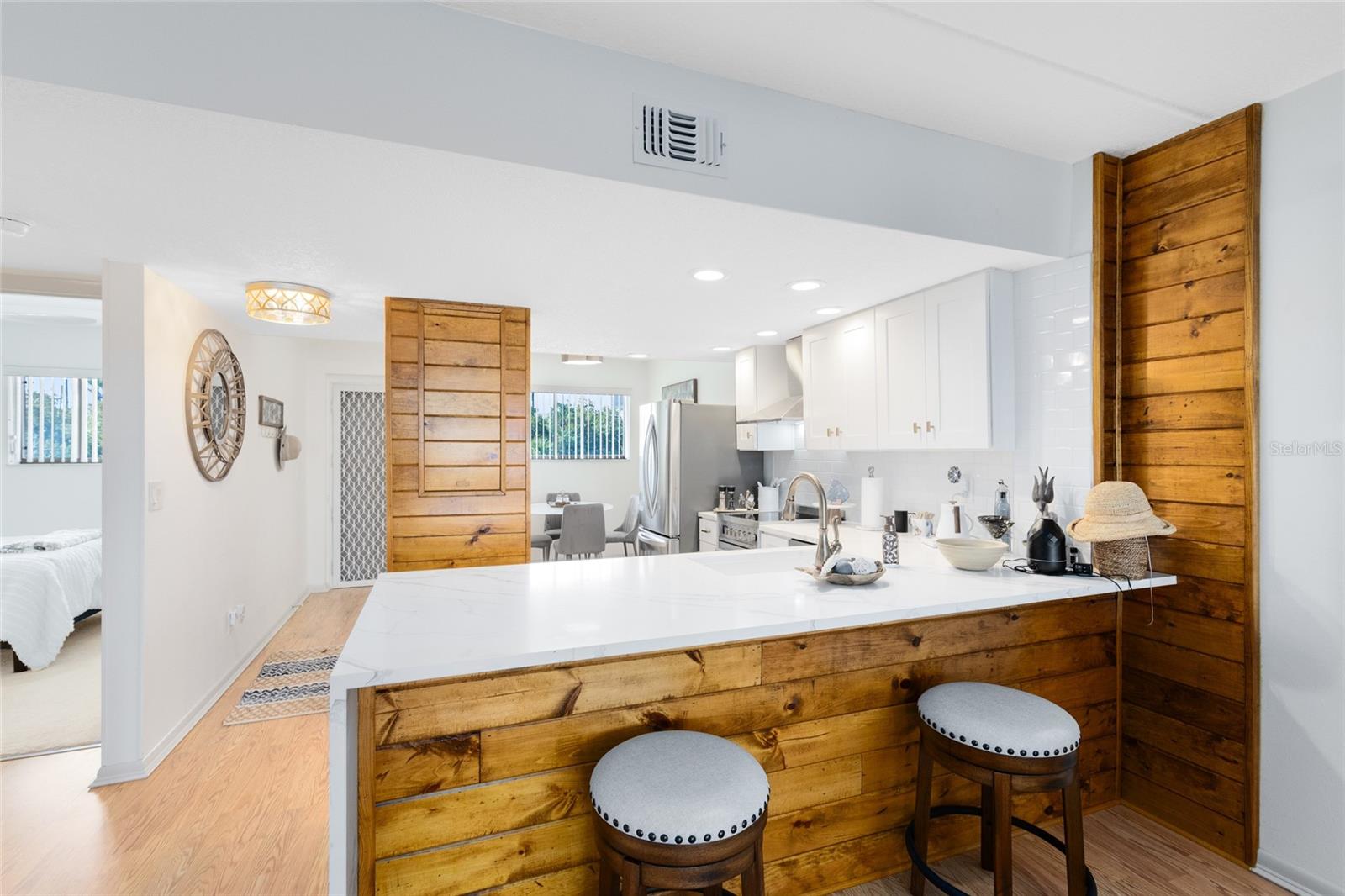 HIAWATHA GARDENS - Residential