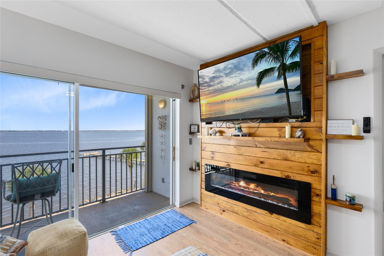 HIAWATHA GARDENS - Residential