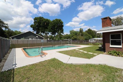 A home in DUNNELLON