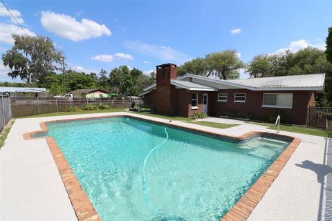 A home in DUNNELLON