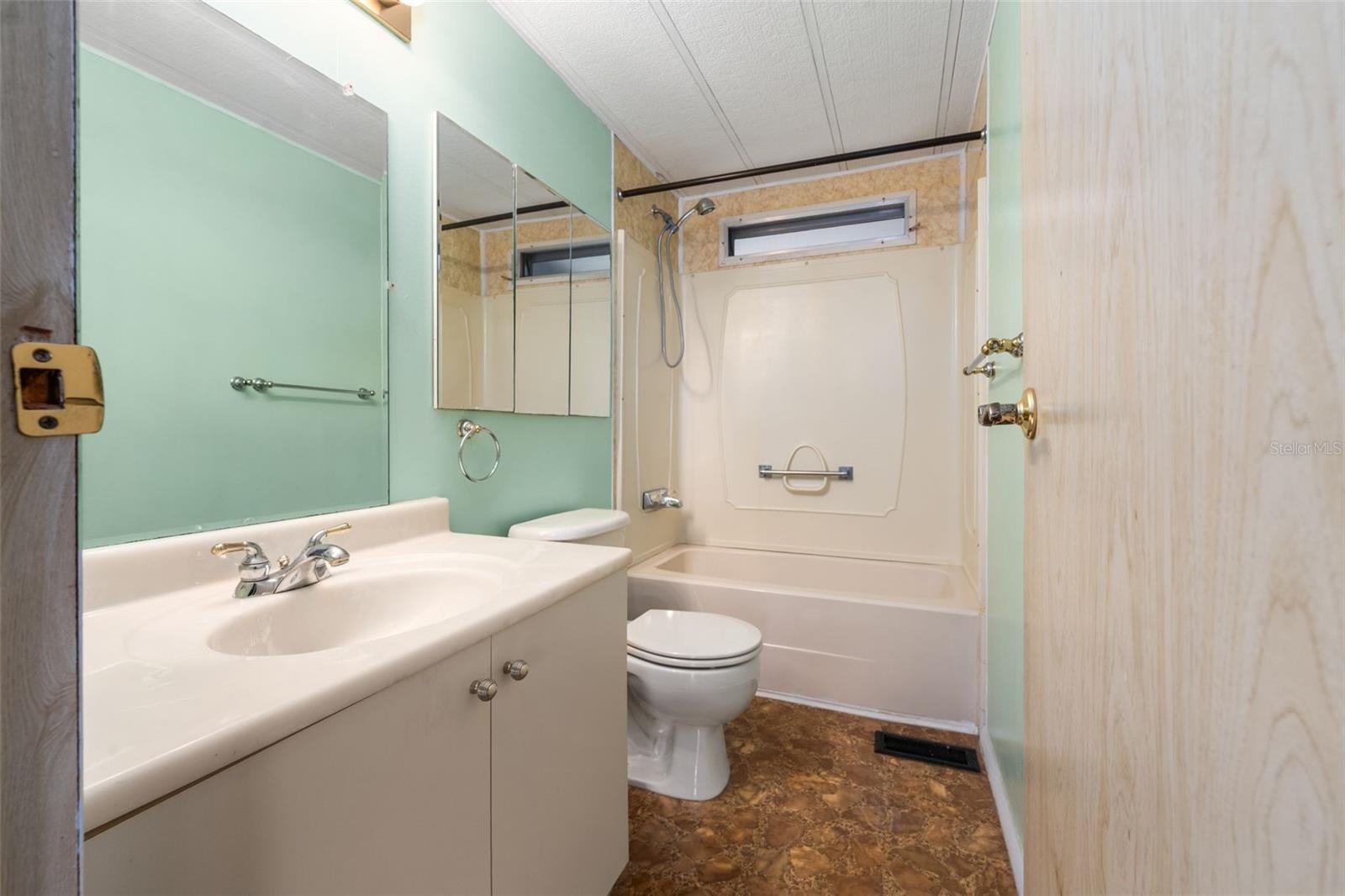 BROOKRIDGE COMM - Residential